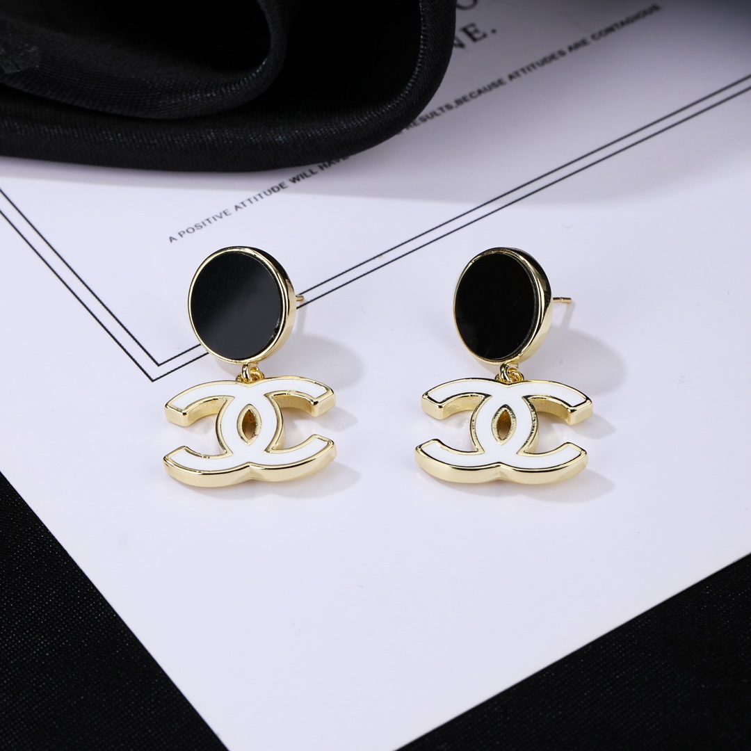 CC Jewelry New 40