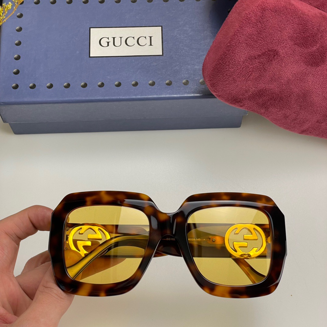 GG1022