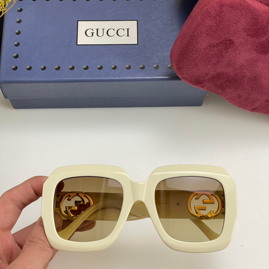 GG1022