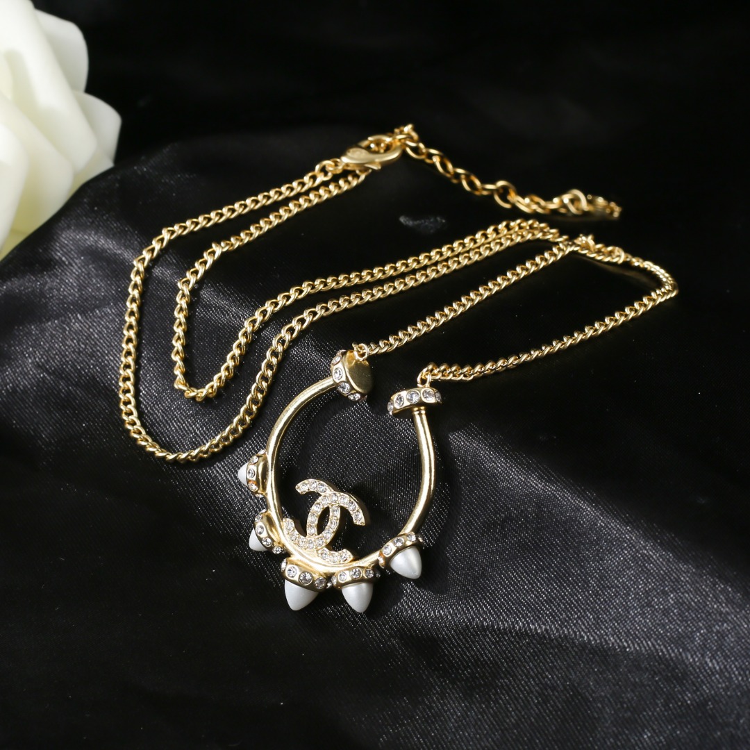 Chanel New Arrival Necklace 006