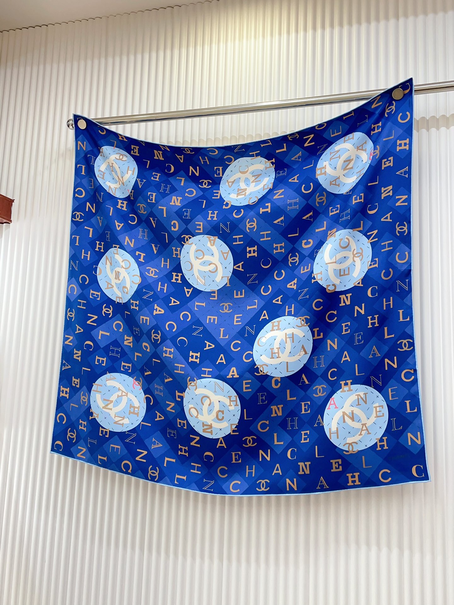 CC Scarf 90*90cm 0027