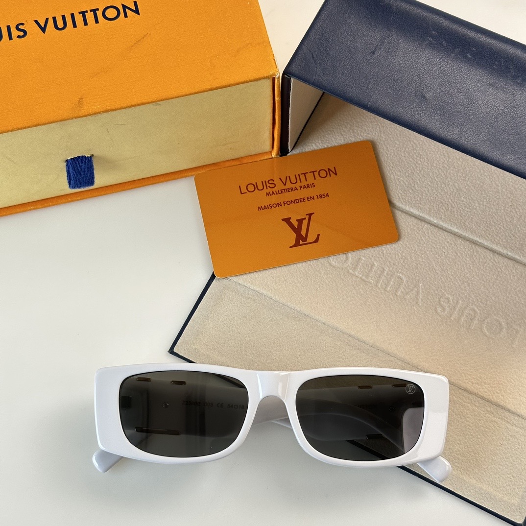 Z2580U SIZE：54-18-145