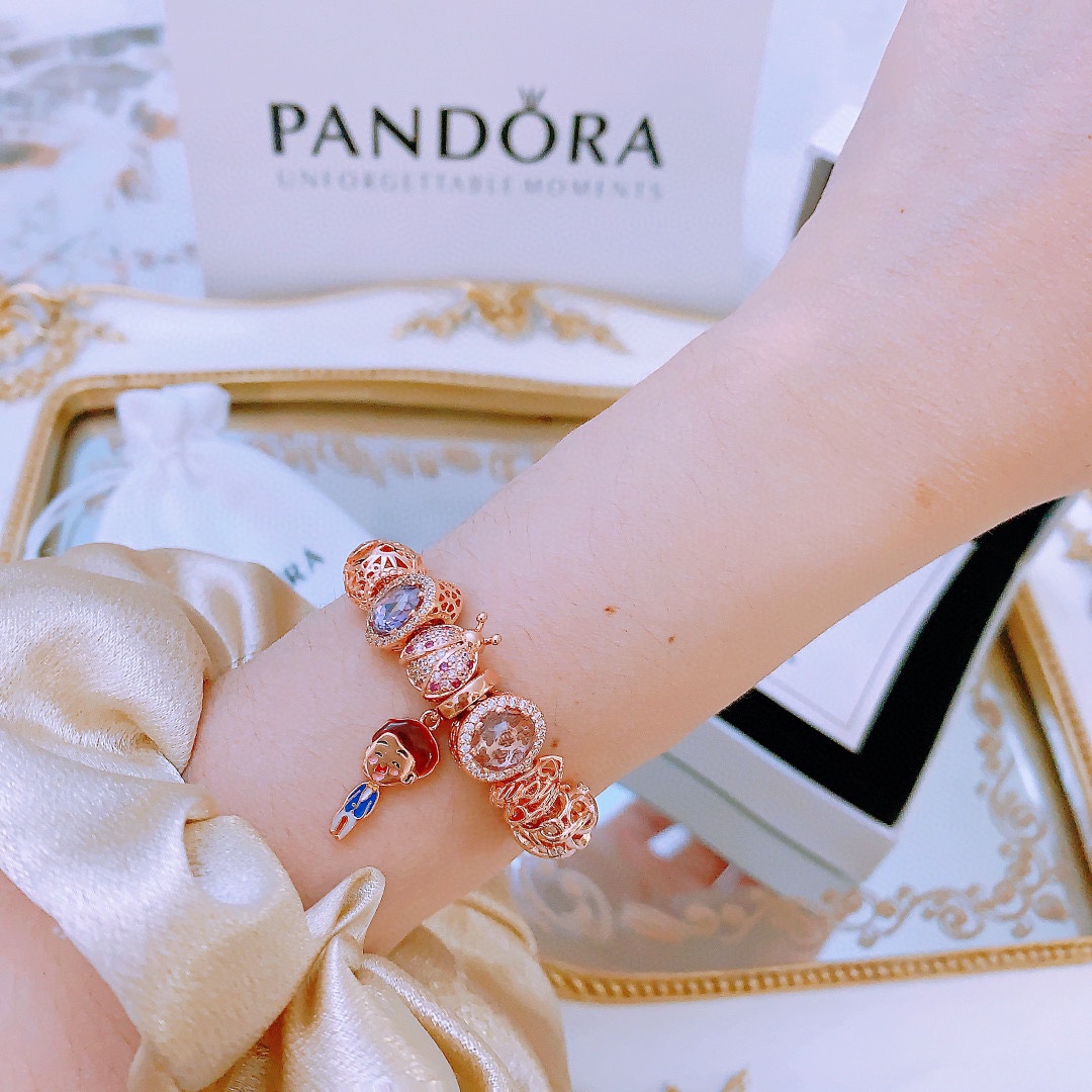 Pan women bracelets  68
