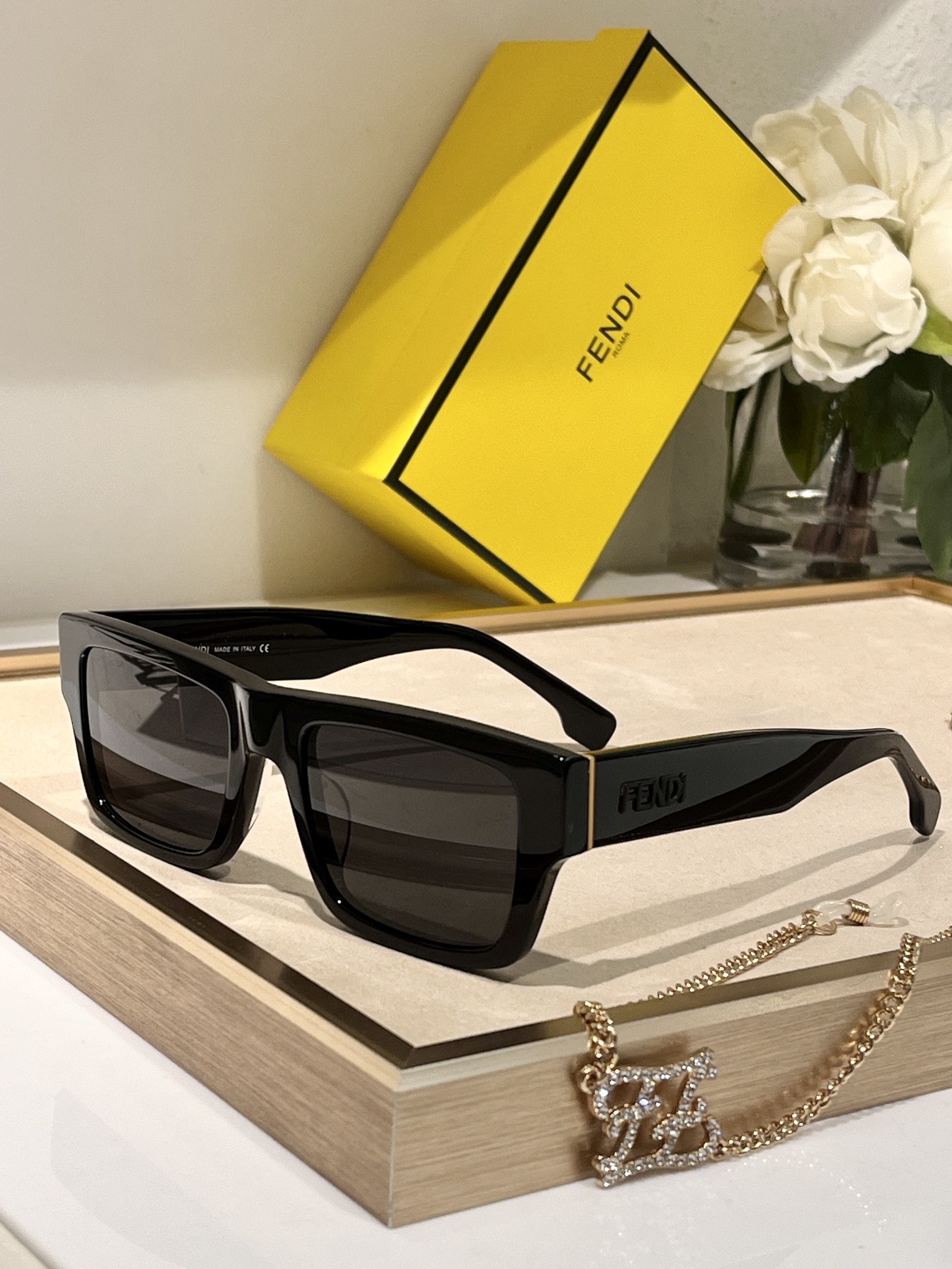 FEN MODEL: FOA514V SIZE:52��21-145 (only sunglasses ,without chain )