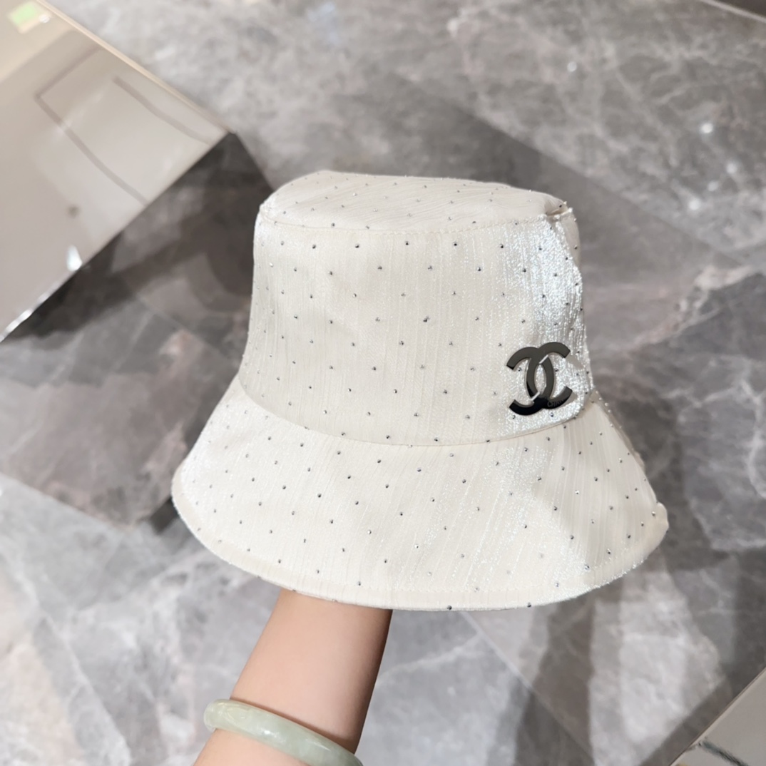 CC Hat 0004