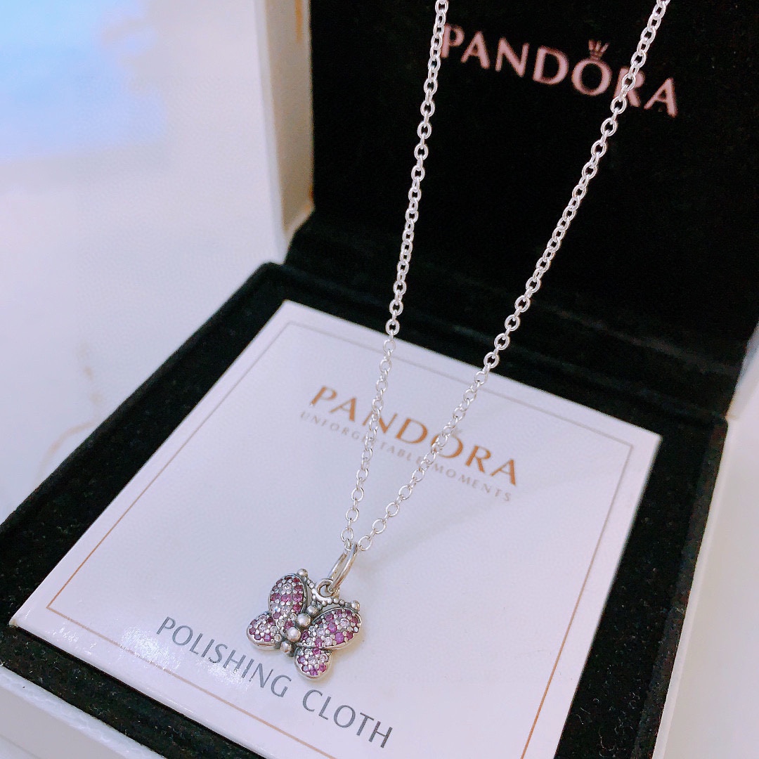 Pan women necklace 61