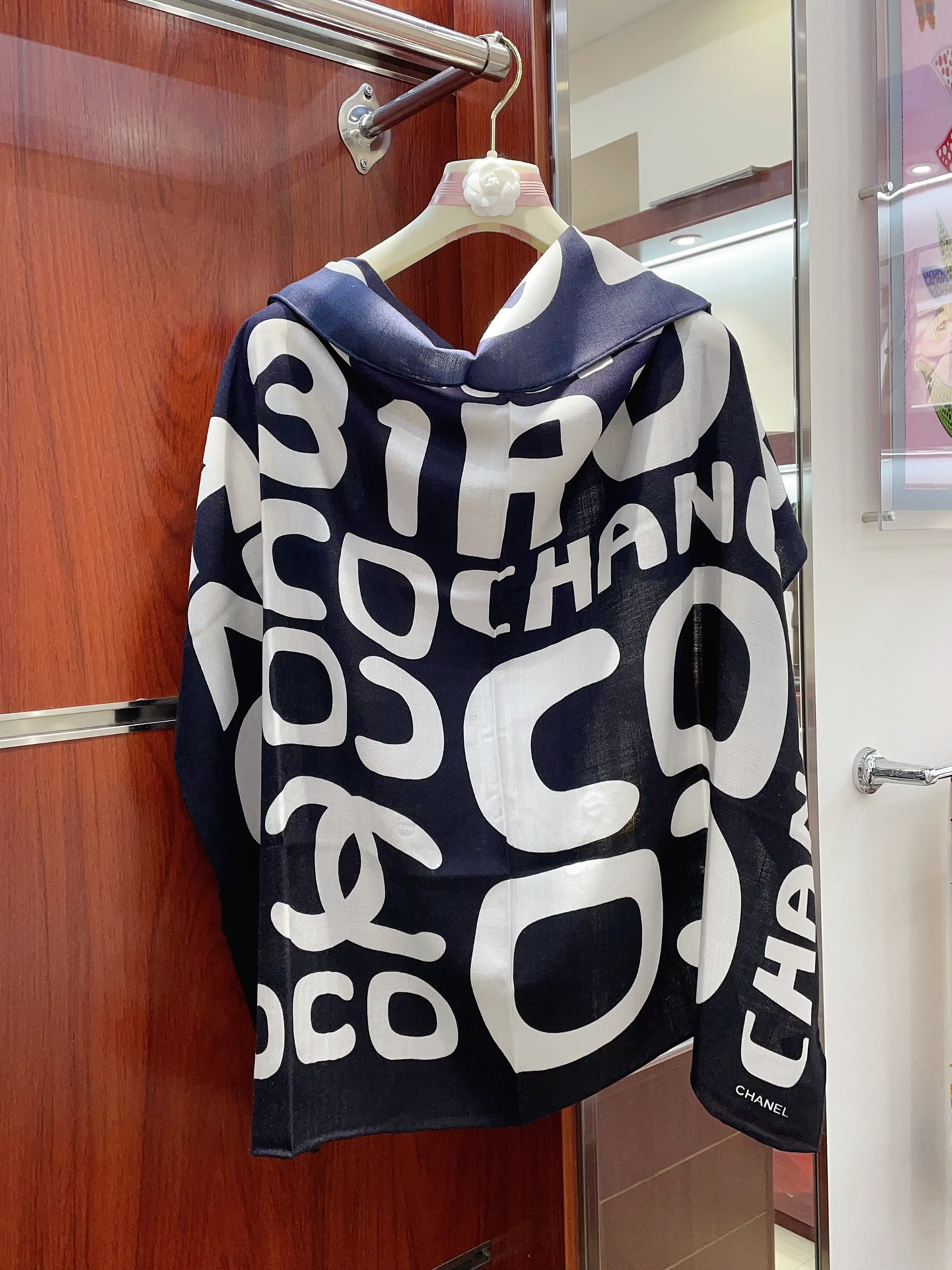 CC Scarf 90*90cm 0020
