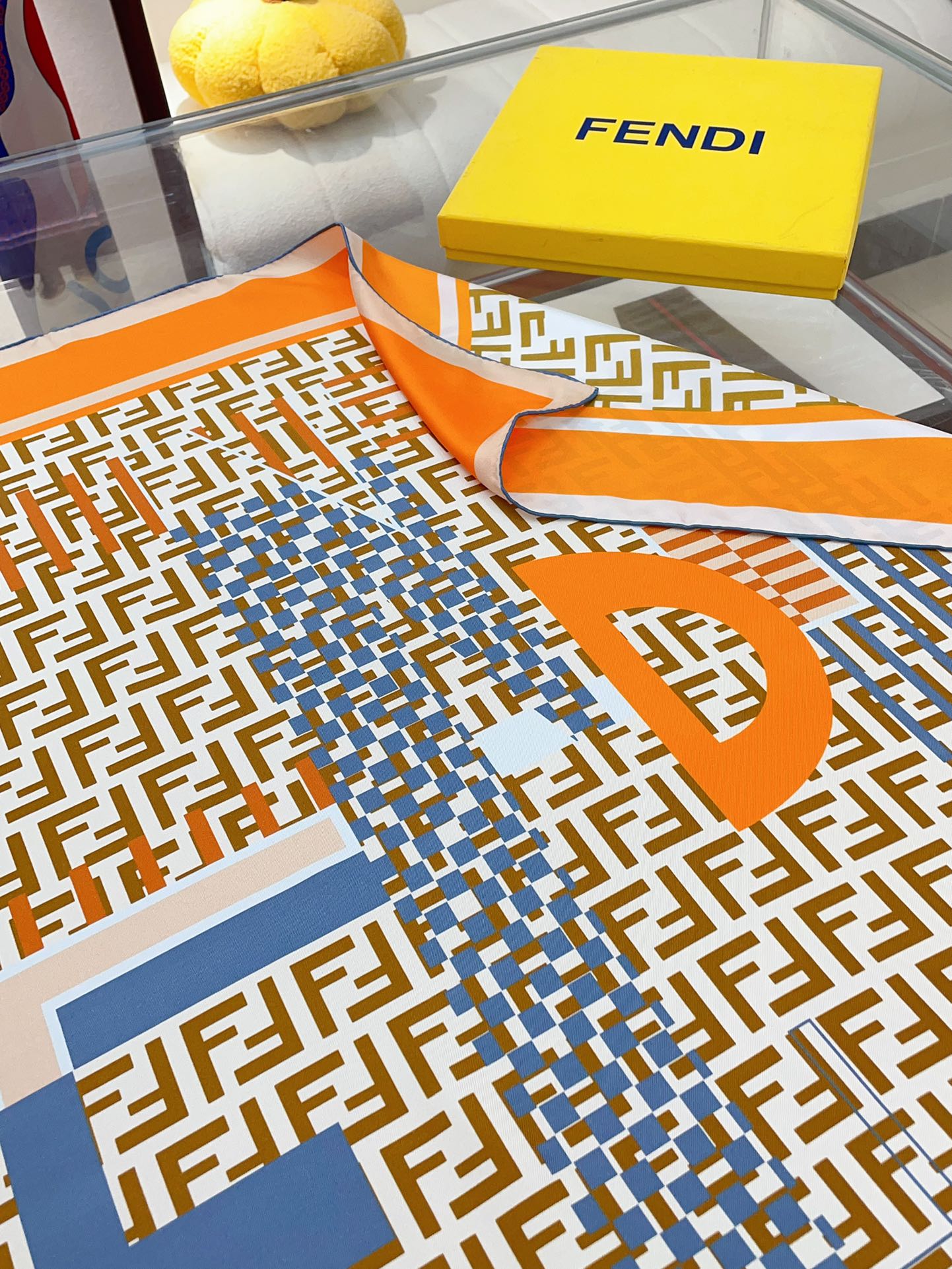 FD Scarf 90*90cm 0019