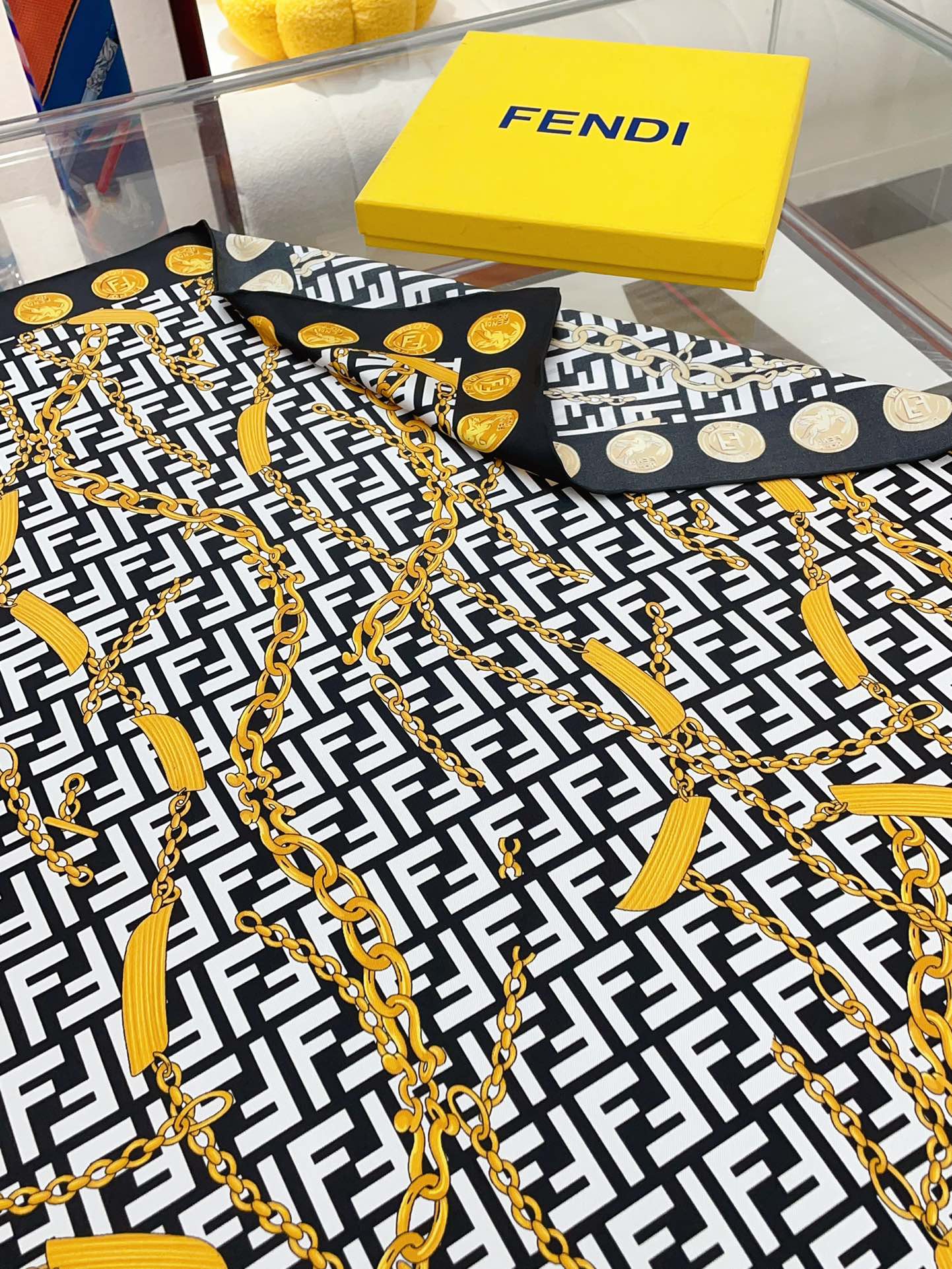 FD Scarf 90*90cm 0020