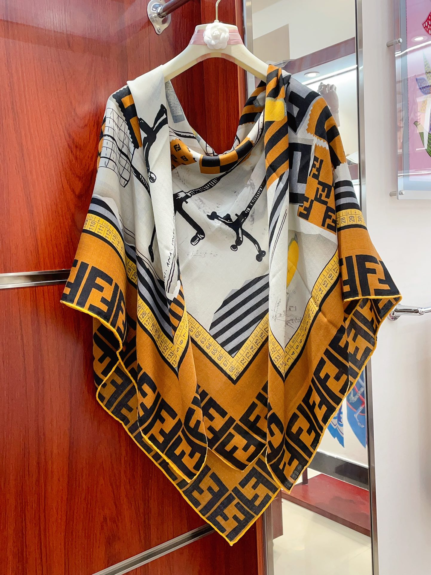 FD Scarf 140*140cm 0027