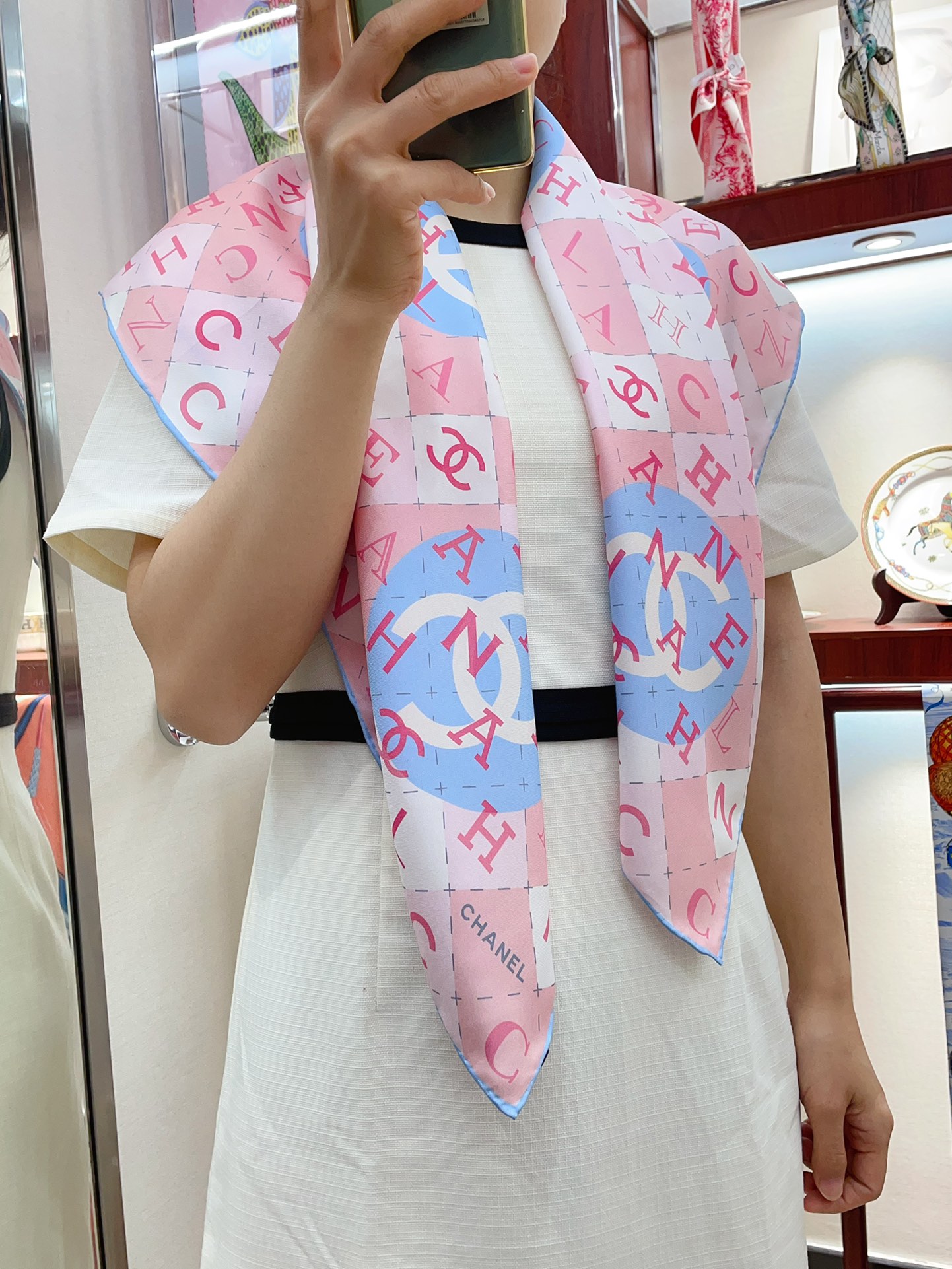 CC Scarf 90*90cm 0027