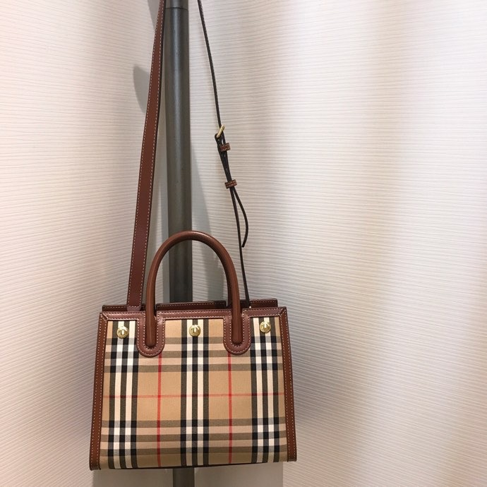 bb Mini Vintage Check Two-handle Title Bag Archive Beige For Women, Women's Bags 10.2in/26cm 80252671