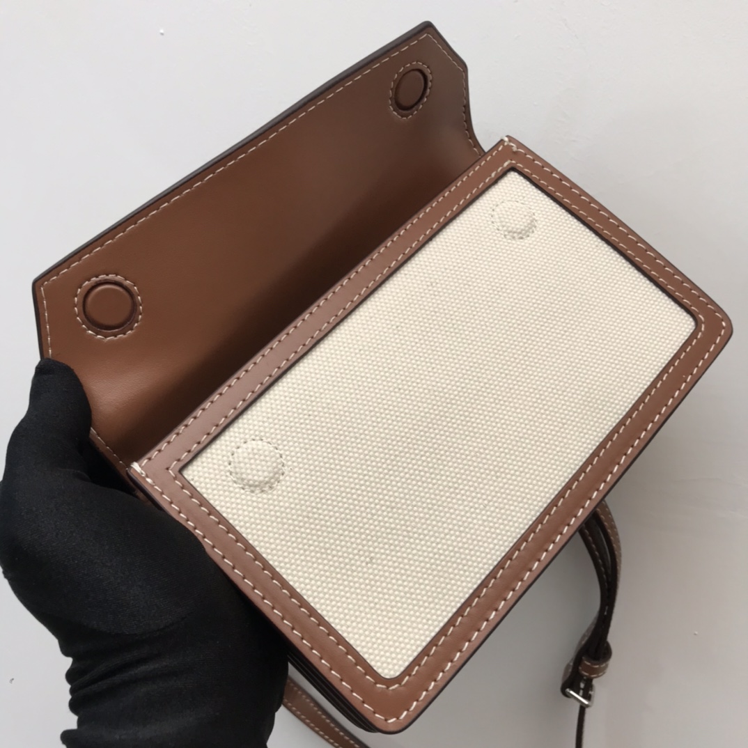 bb Mini Horseferry Print Title Bag With Pocket Detail Malt Brown For Women, Women's Bags 7.5in/19cm 80146111