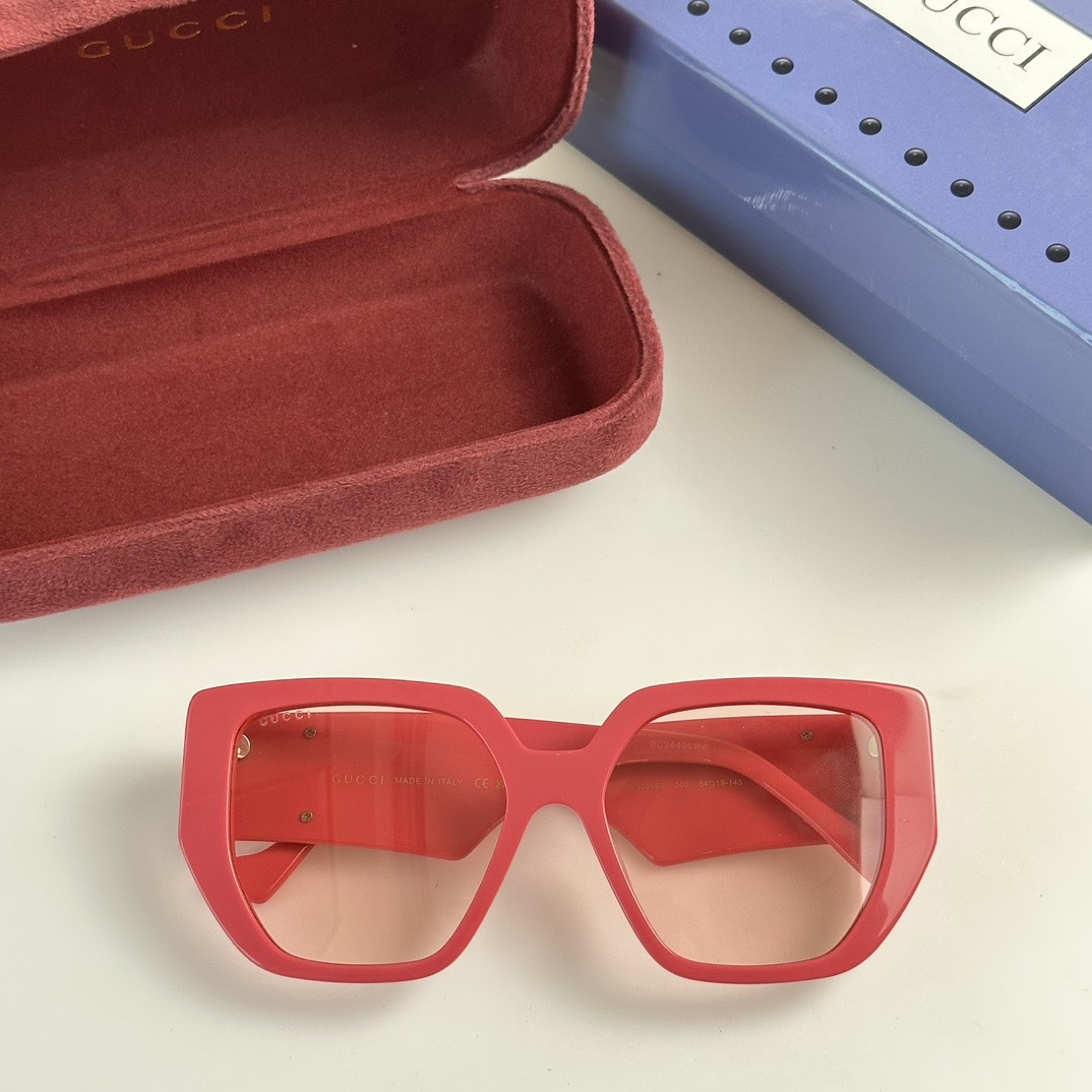 GG0956SSIZ：54-18-145