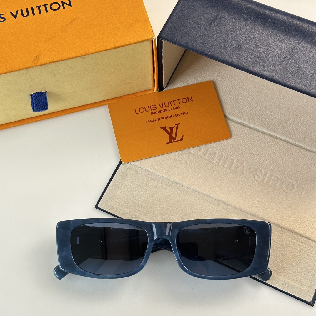 Z2580U SIZE：54-18-145