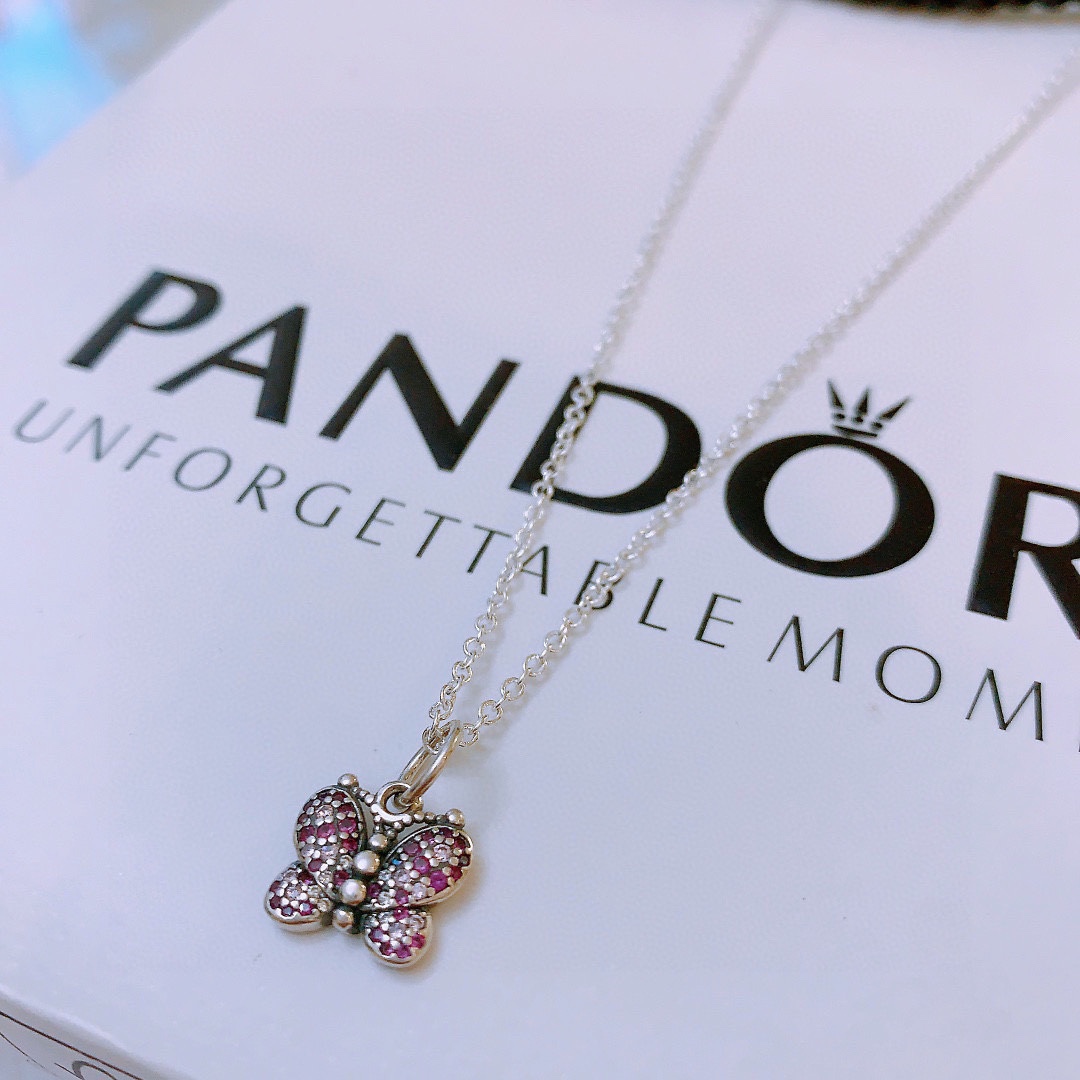 Pan women necklace 61