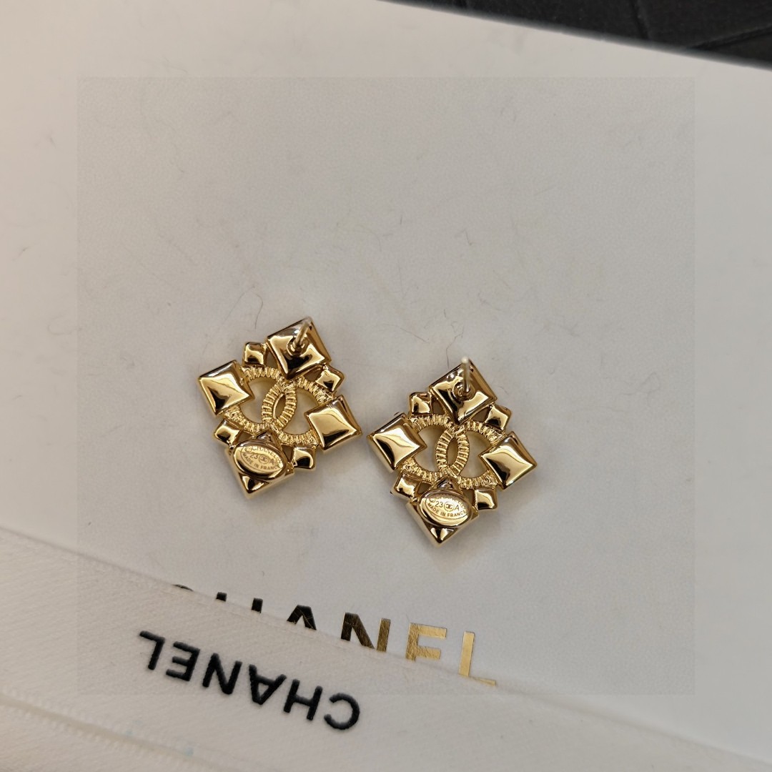 CC Jewelry New 40