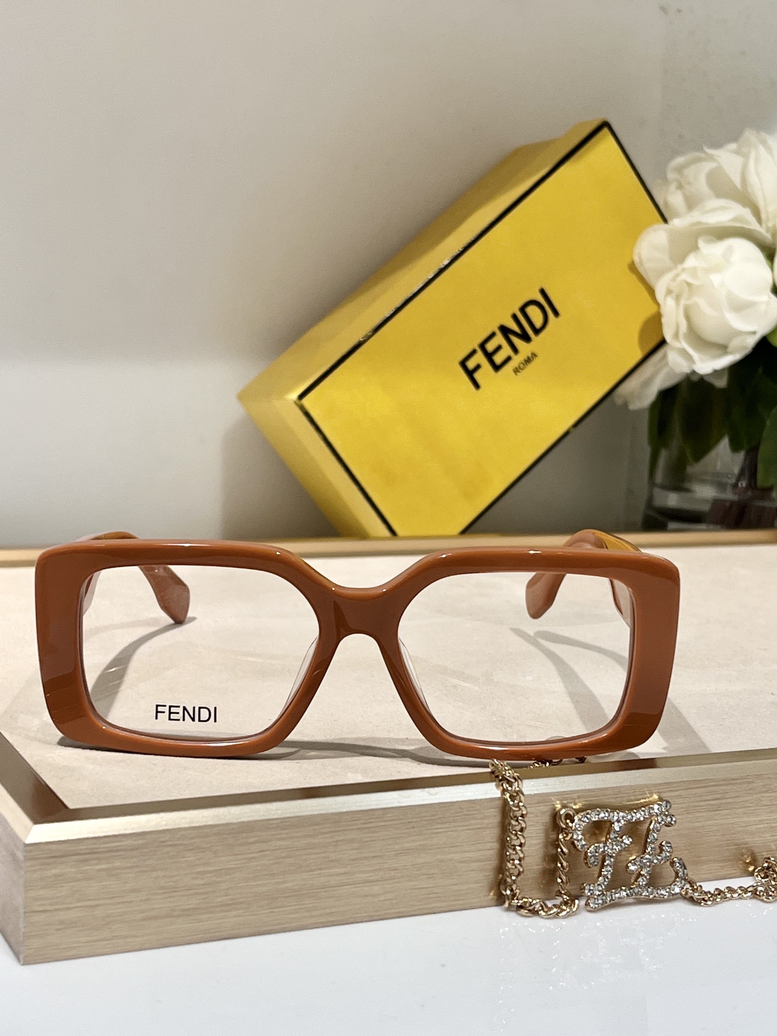 FEN MODEL: FE50072 SIZE:52��17-145