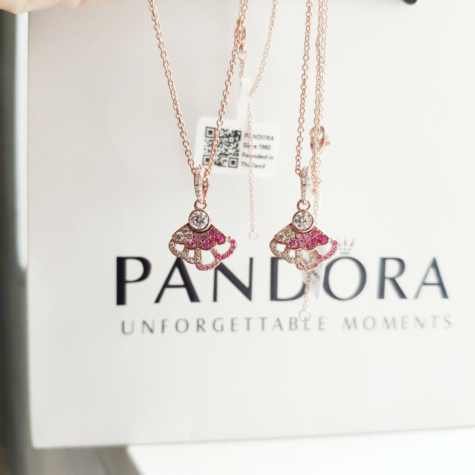 Pan women necklace 25