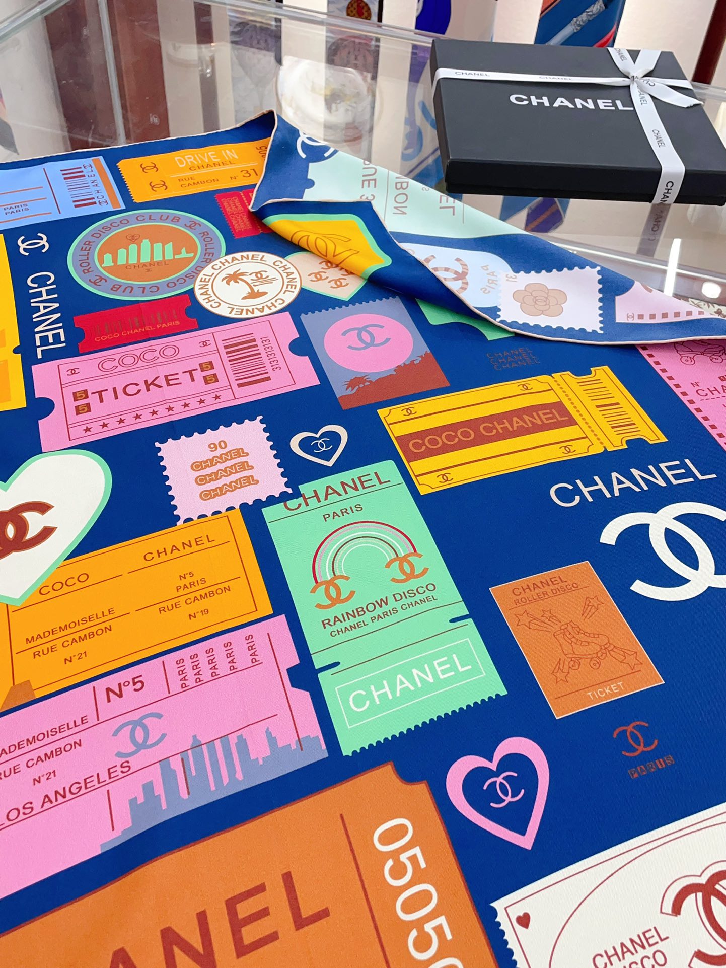 CC Scarf 90*90cm 0011