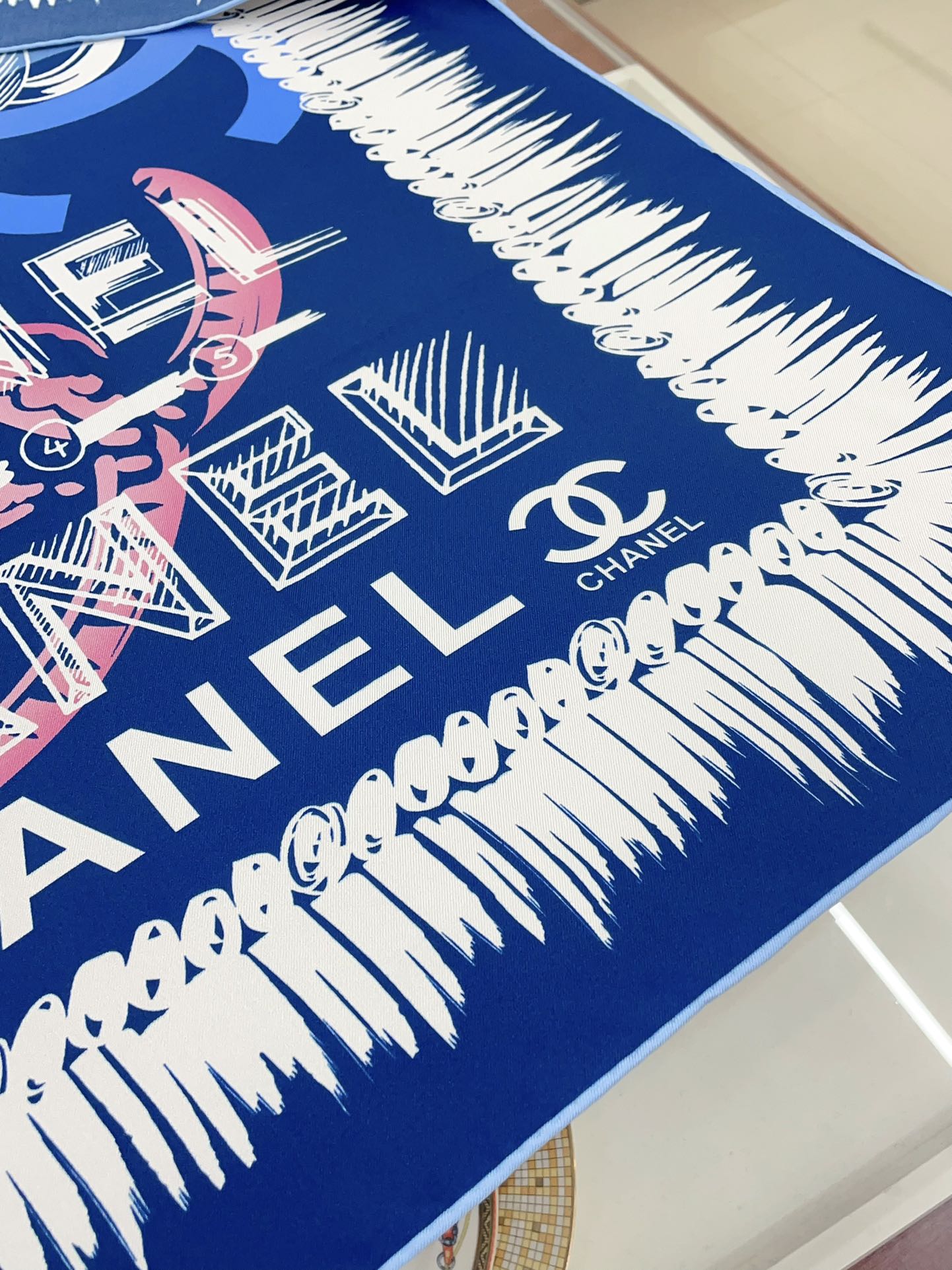 CC Scarf 90*90cm 0012