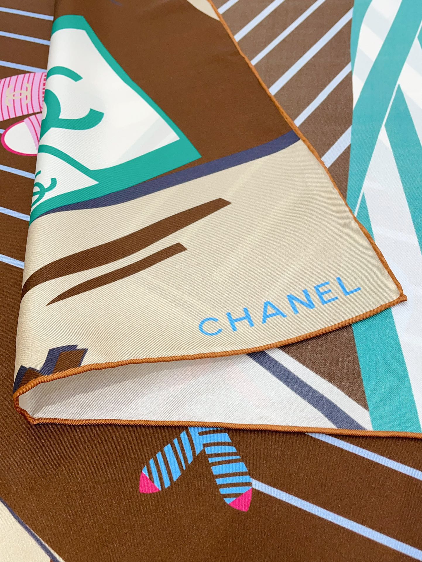 CC Scarf 90*90cm 0013