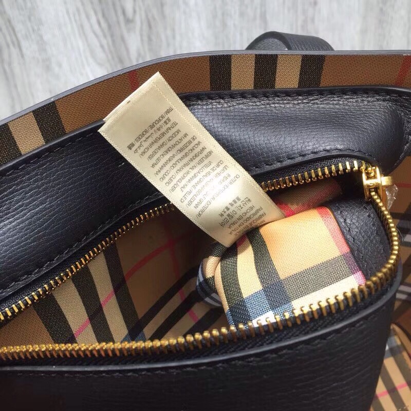 bb Small Embossed Crest Tote Black For Women, Women's Bags 13.8in/35cm