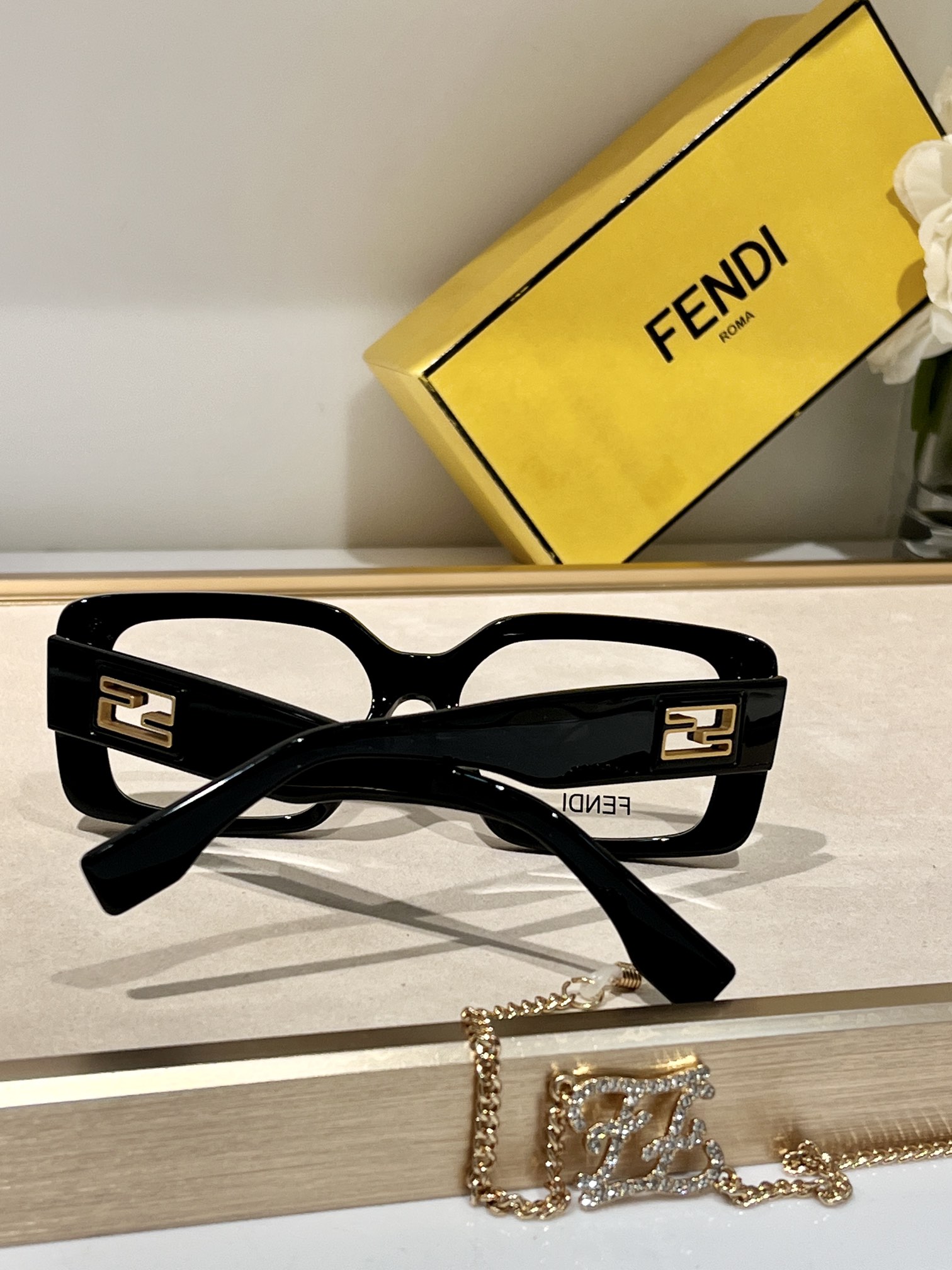 FEN MODEL: FE50072 SIZE:52��17-145