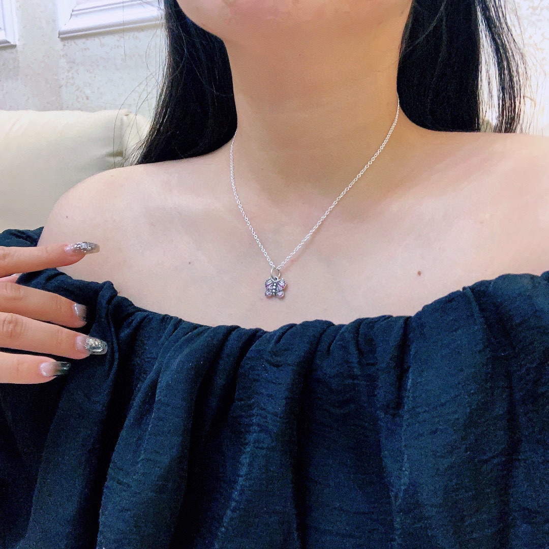 Pan women necklace 61