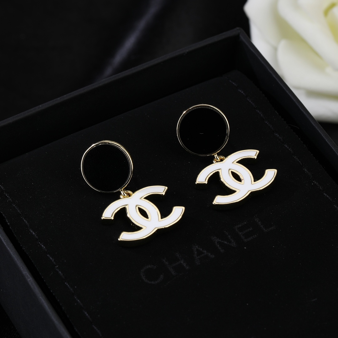 CC Jewelry New 40