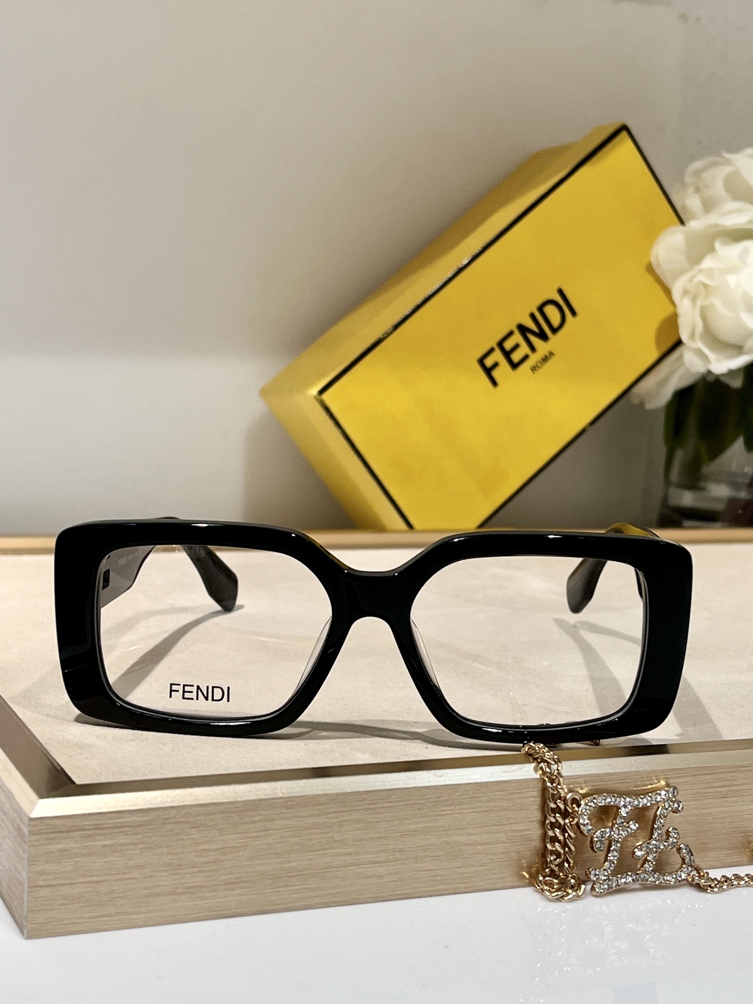 FEN MODEL: FE50072 SIZE:52��17-145