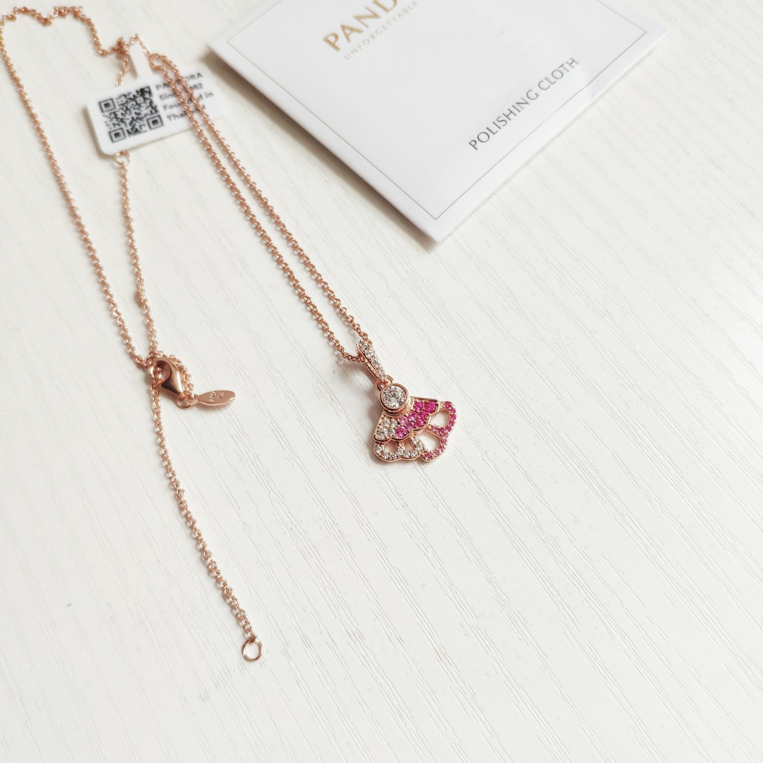 Pan women necklace 25