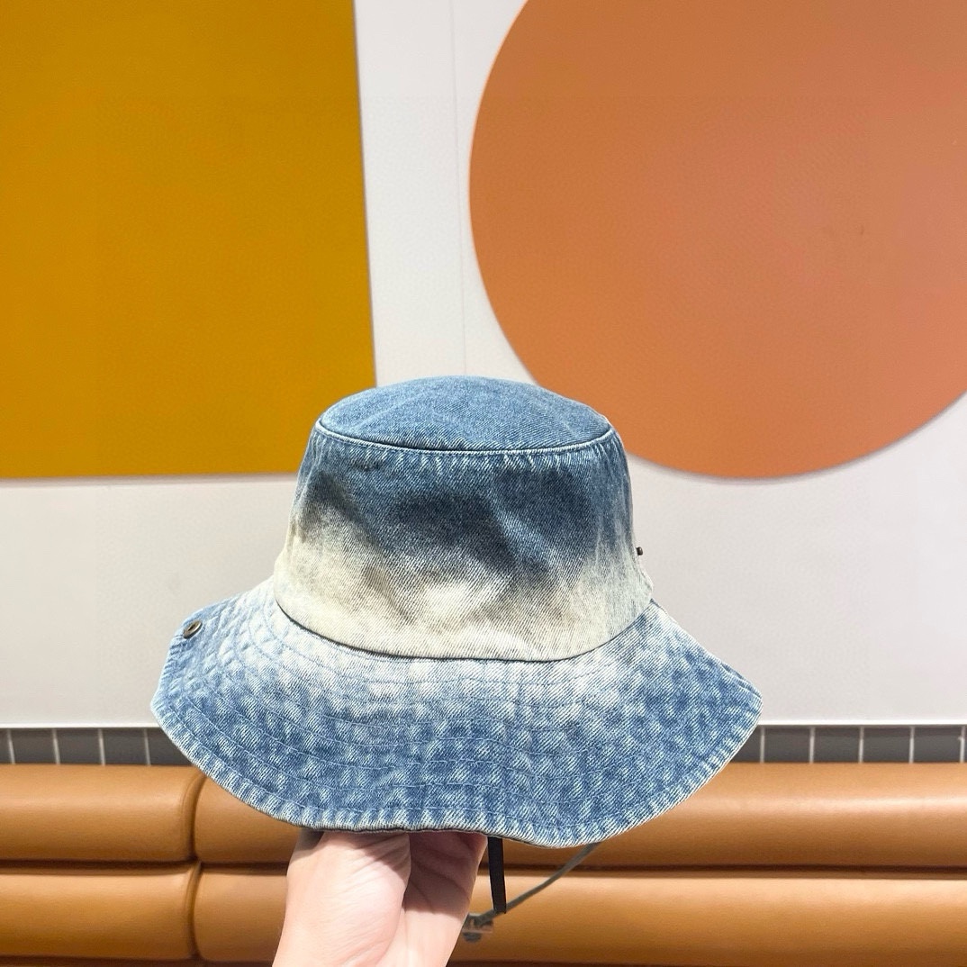 CC Hat 0018