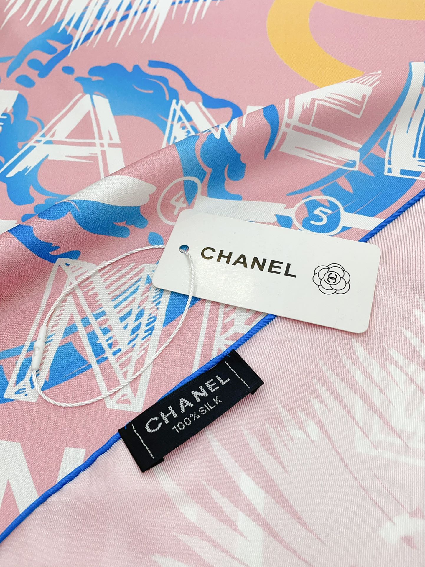 CC Scarf 90*90cm 0012