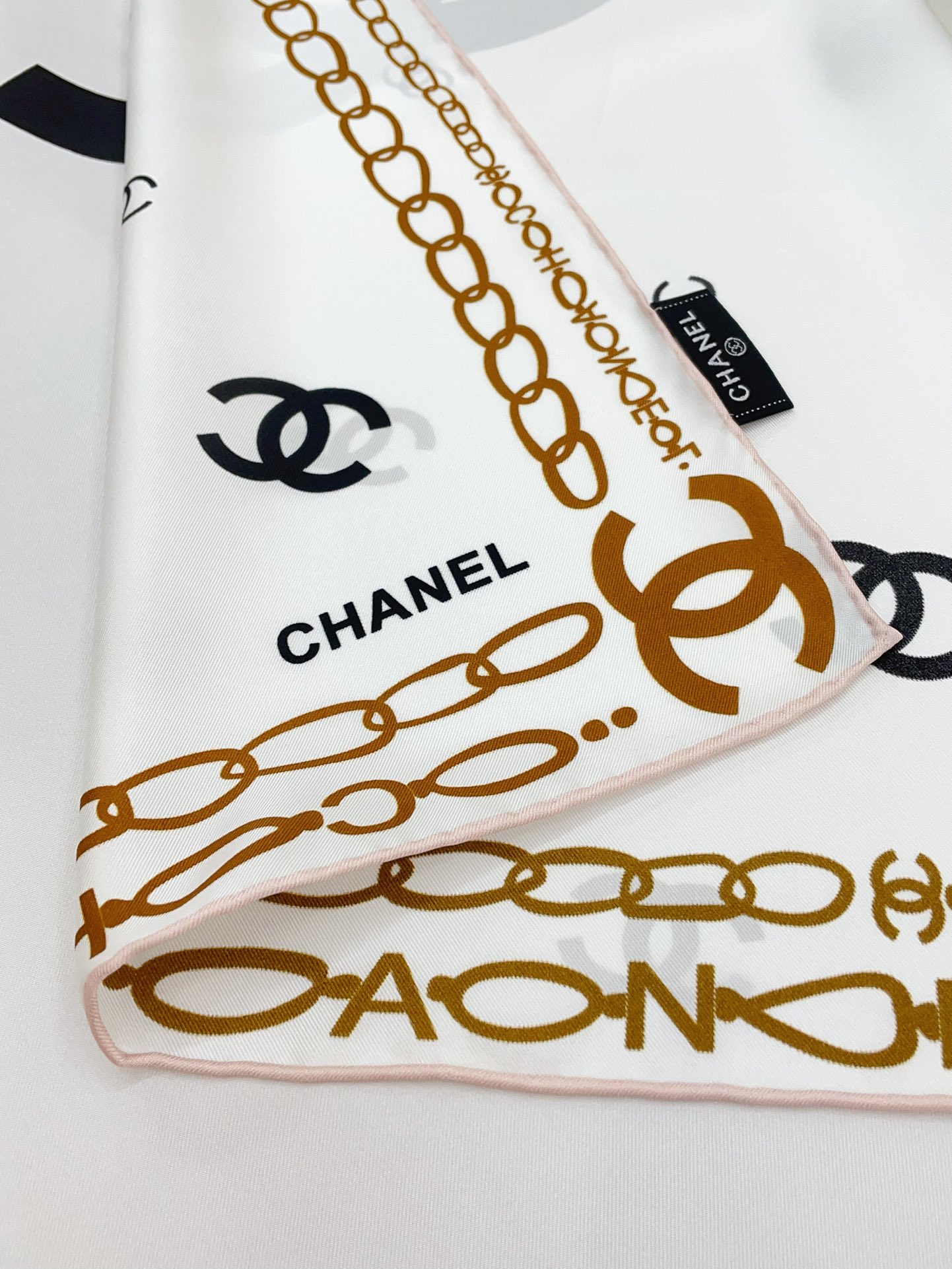 CC Scarf 90*90cm 0029