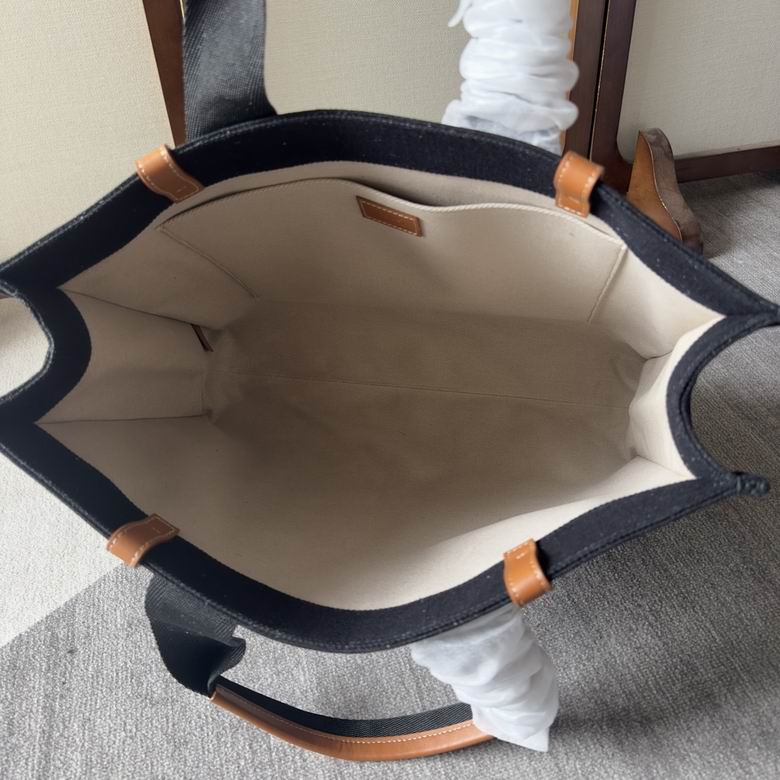 Ch Woody tote bag three size