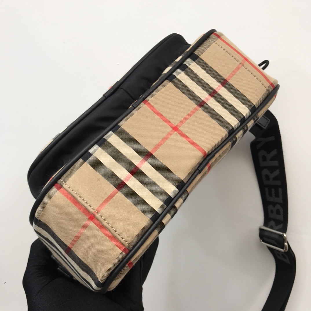 bb Vintage Check And Crossbody Bag For Men, Men's Bags 8.6in/22cm