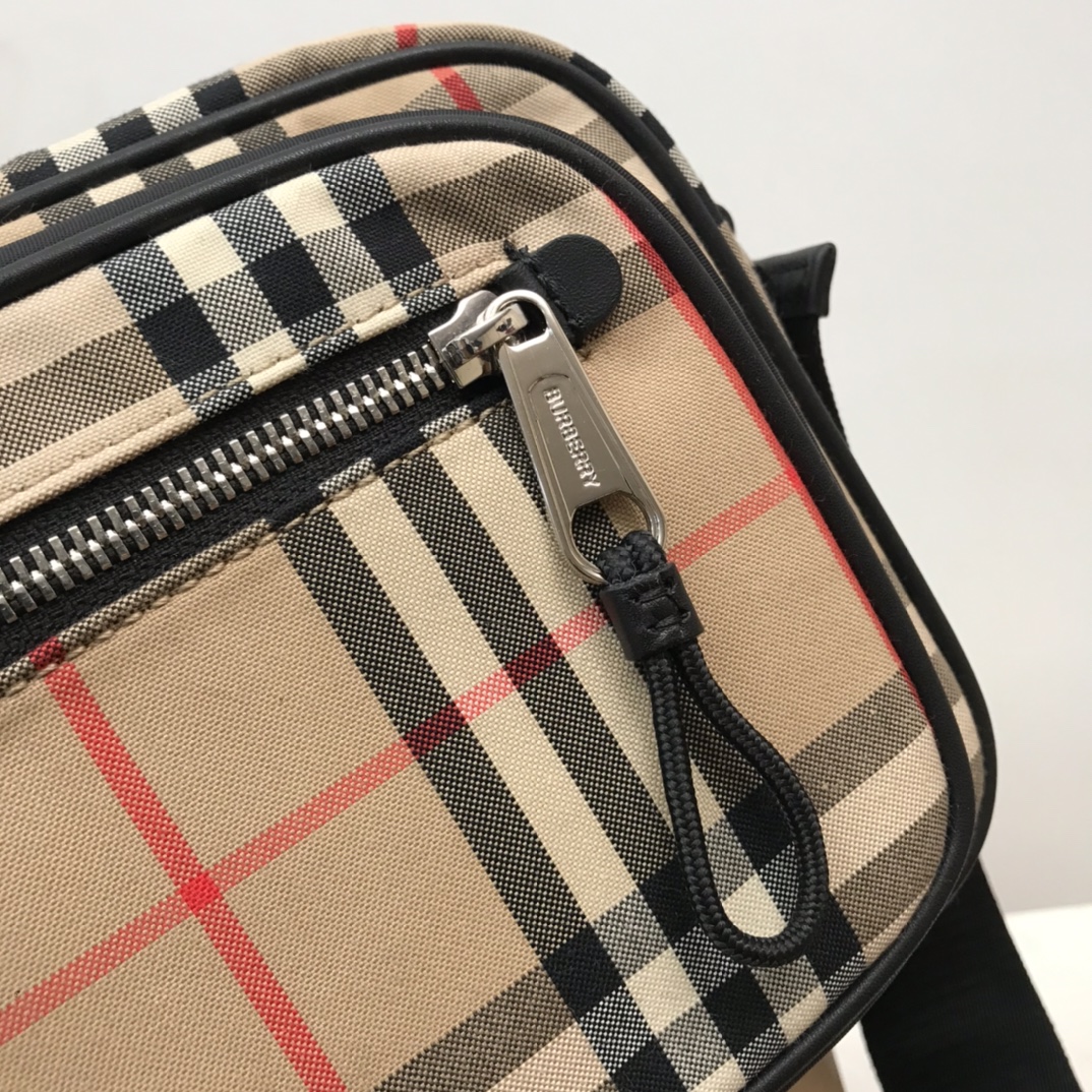 bb Vintage Check And Crossbody Bag For Men, Men's Bags 8.6in/22cm