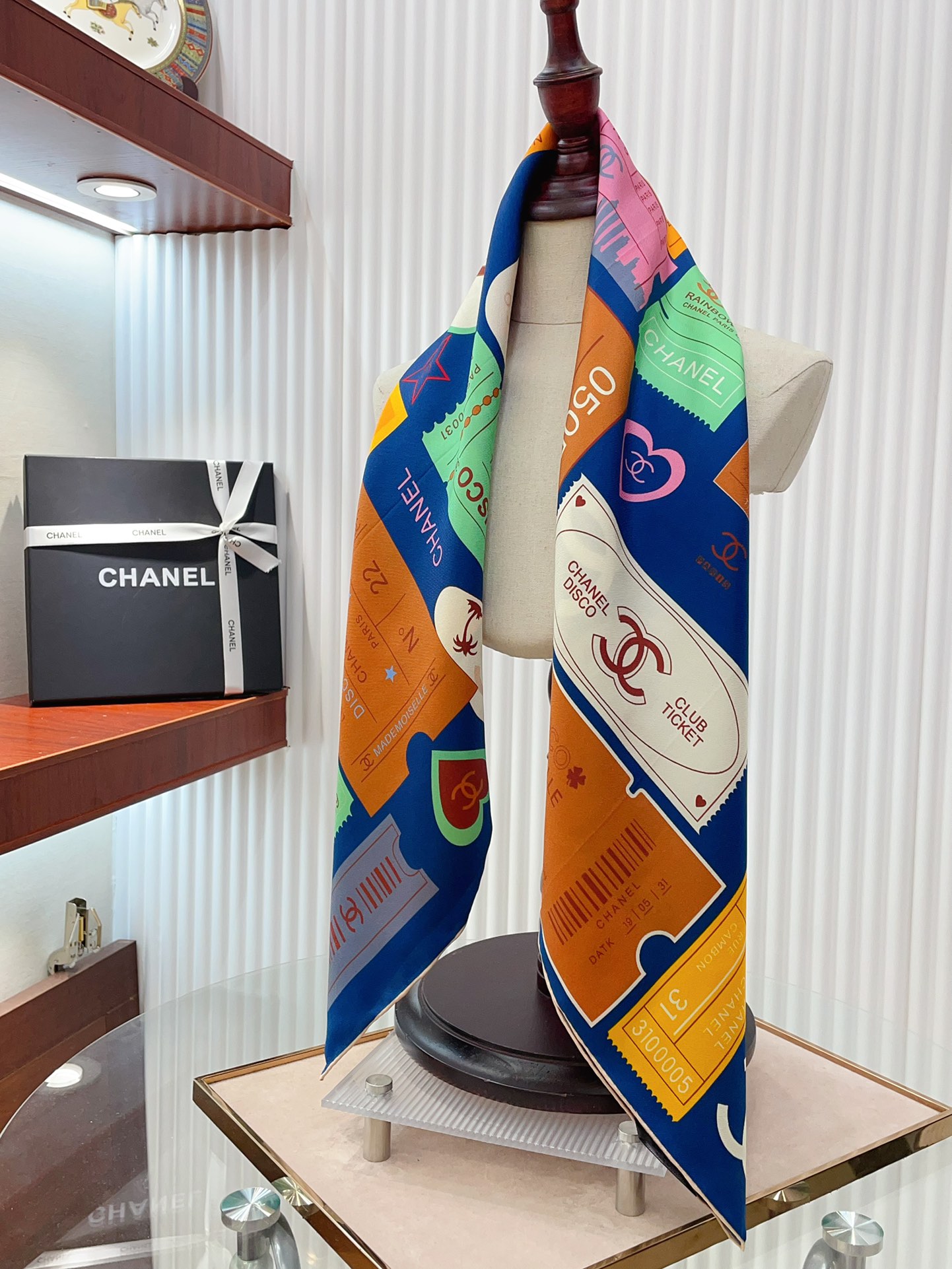 CC Scarf 90*90cm 0011