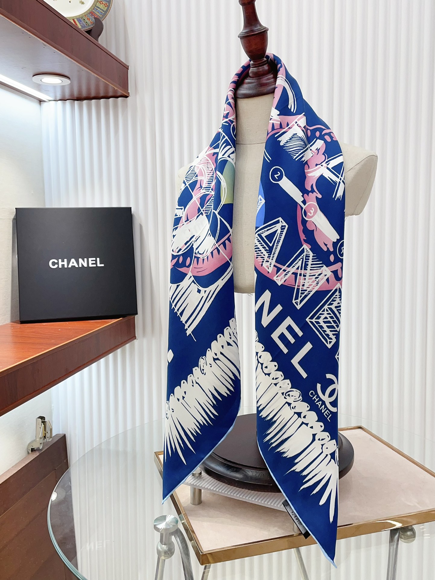 CC Scarf 90*90cm 0012