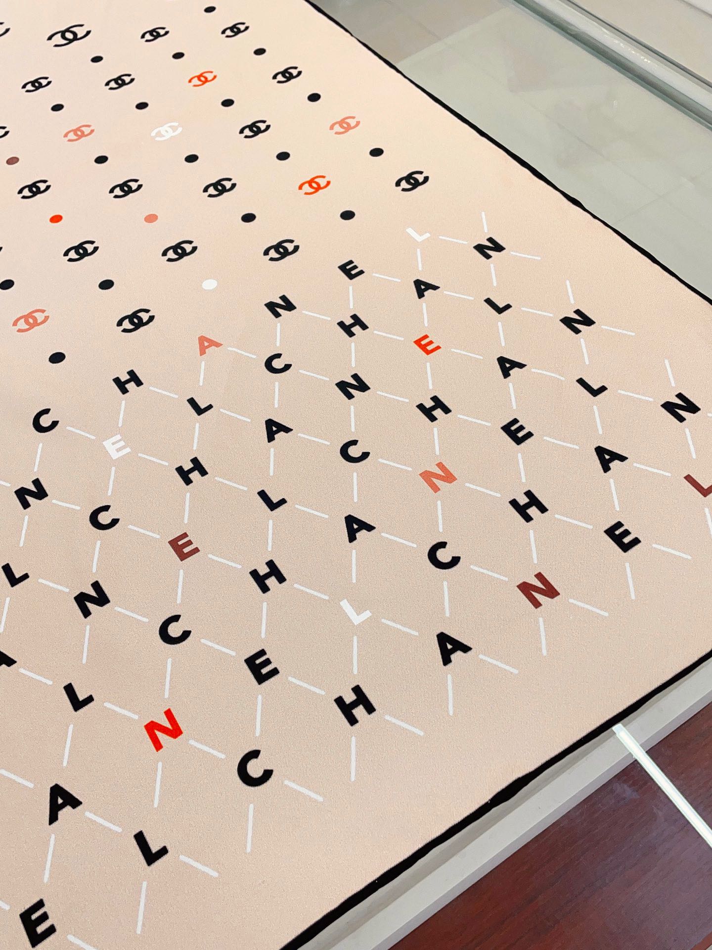 CC Scarf 90*90cm 0018