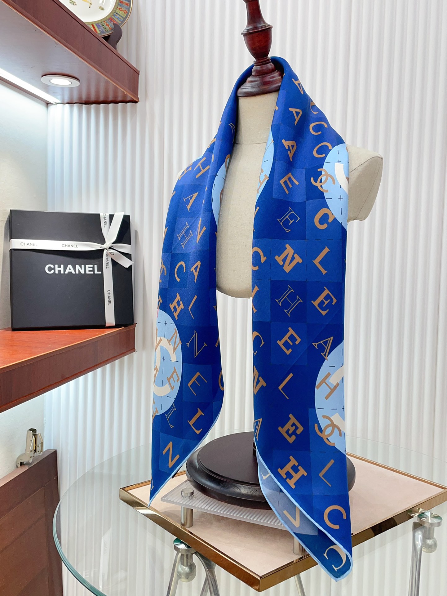 CC Scarf 90*90cm 0027