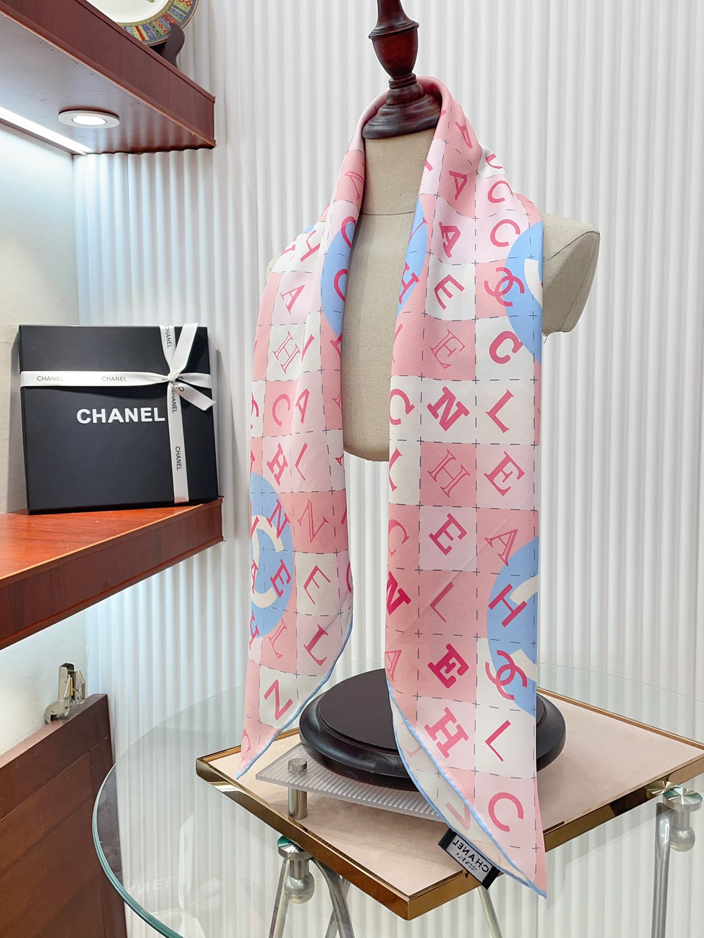 CC Scarf 90*90cm 0027