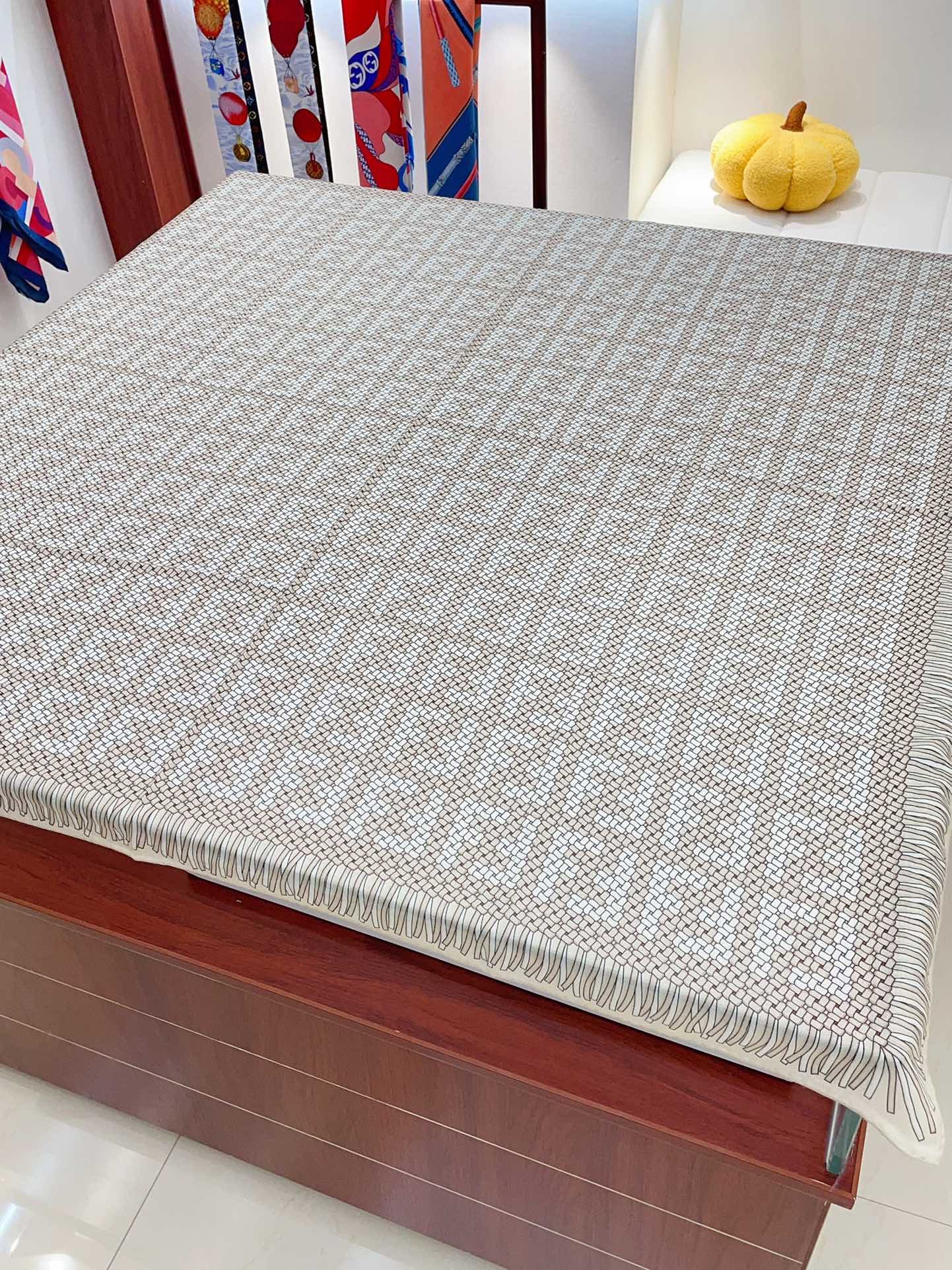 FD Scarf 140*140cm 0028