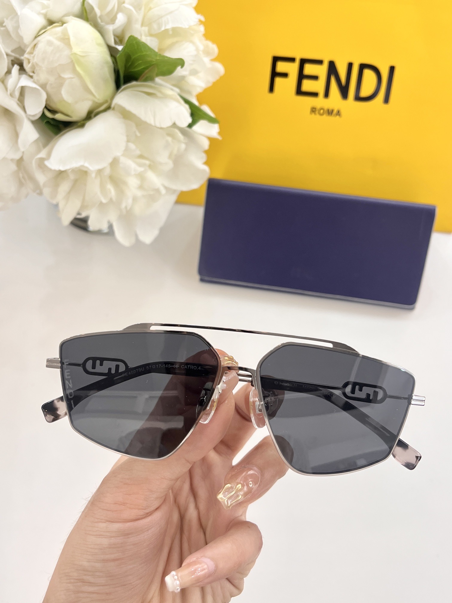 FE40079U SIZE:57-17-145