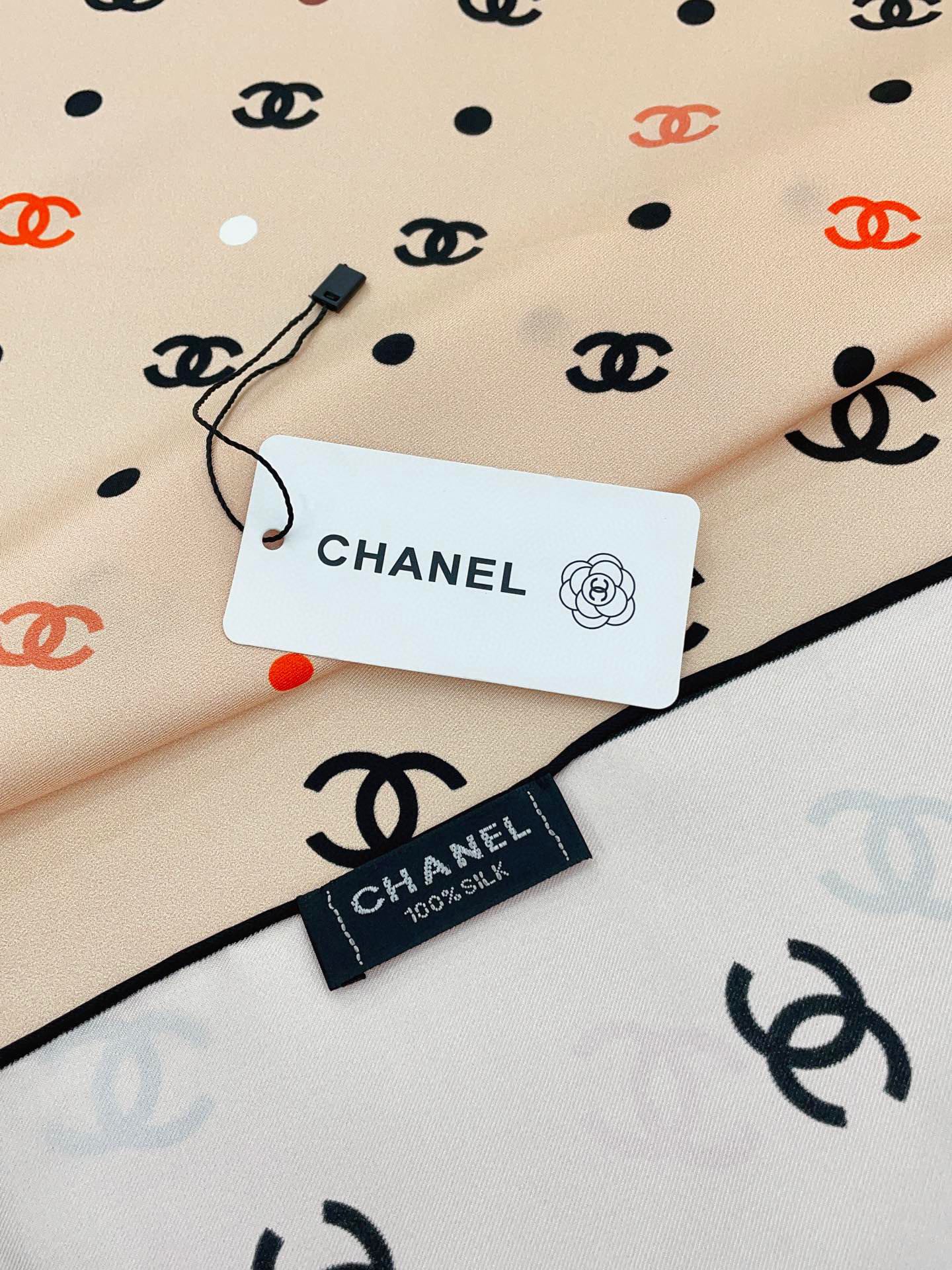 CC Scarf 90*90cm 0018