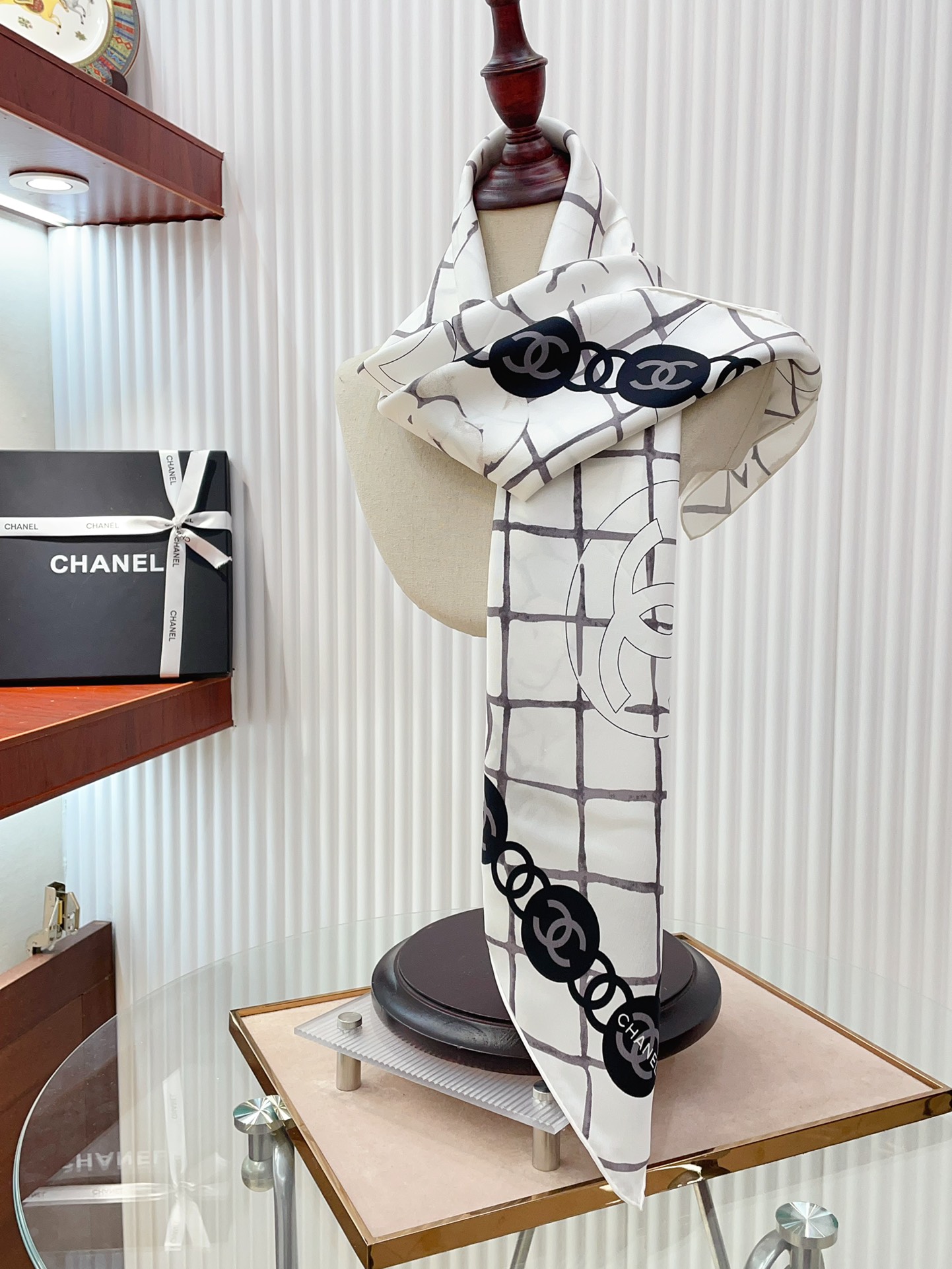 CC Scarf 90*90cm 0025