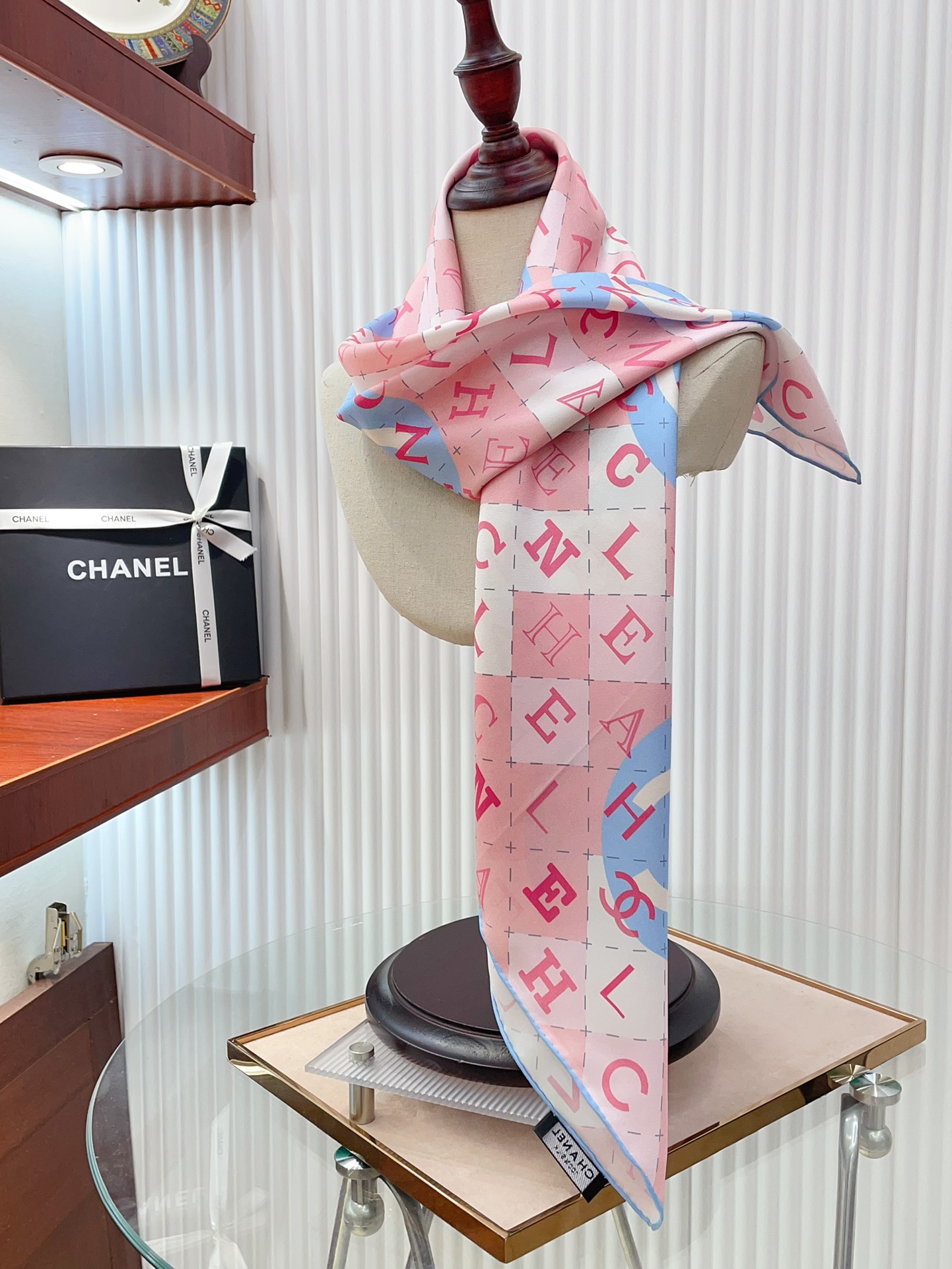 CC Scarf 90*90cm 0027