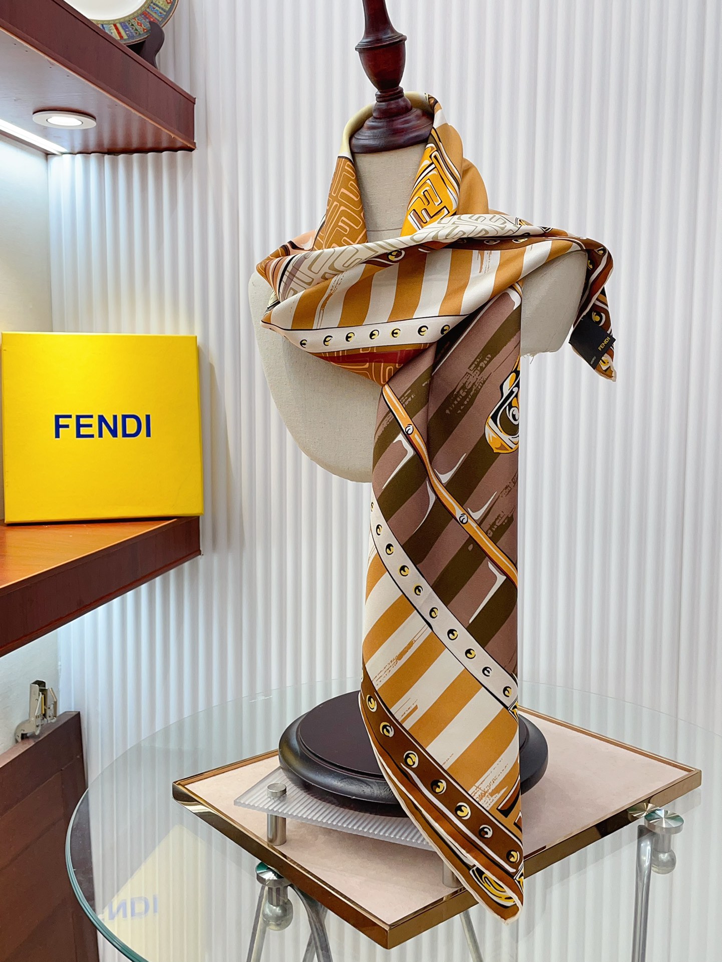 FD Scarf 90*90cm 0017