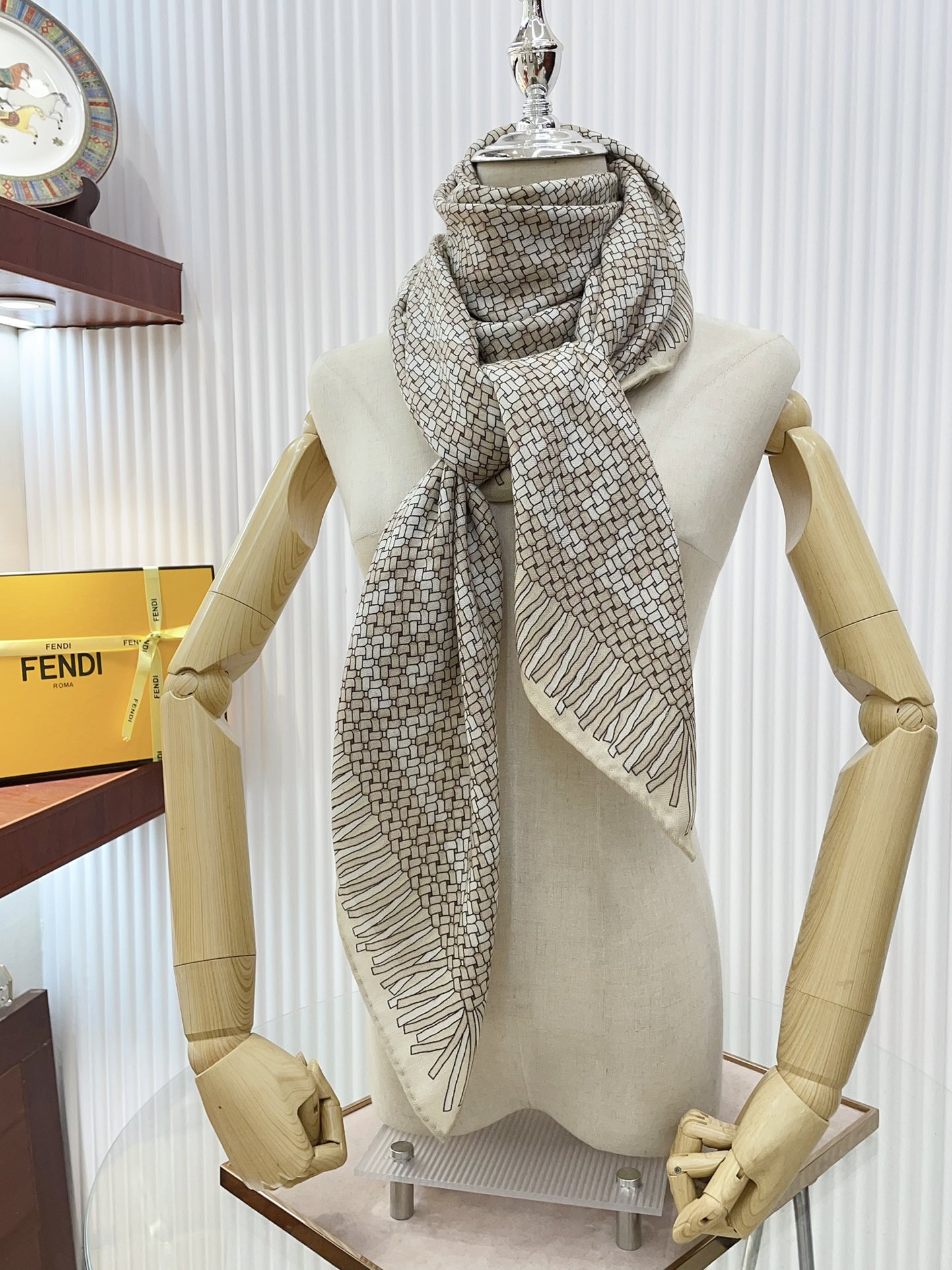 FD Scarf 140*140cm 0028